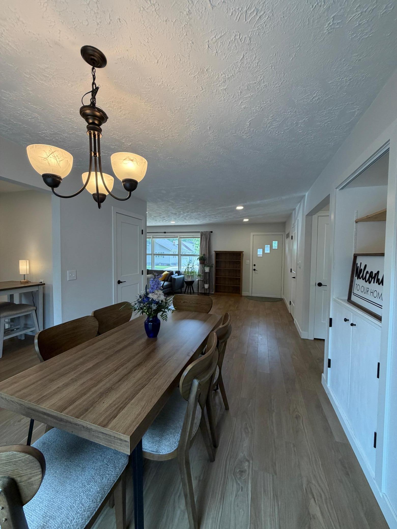 209 E Barck Avenue Property Photo 12