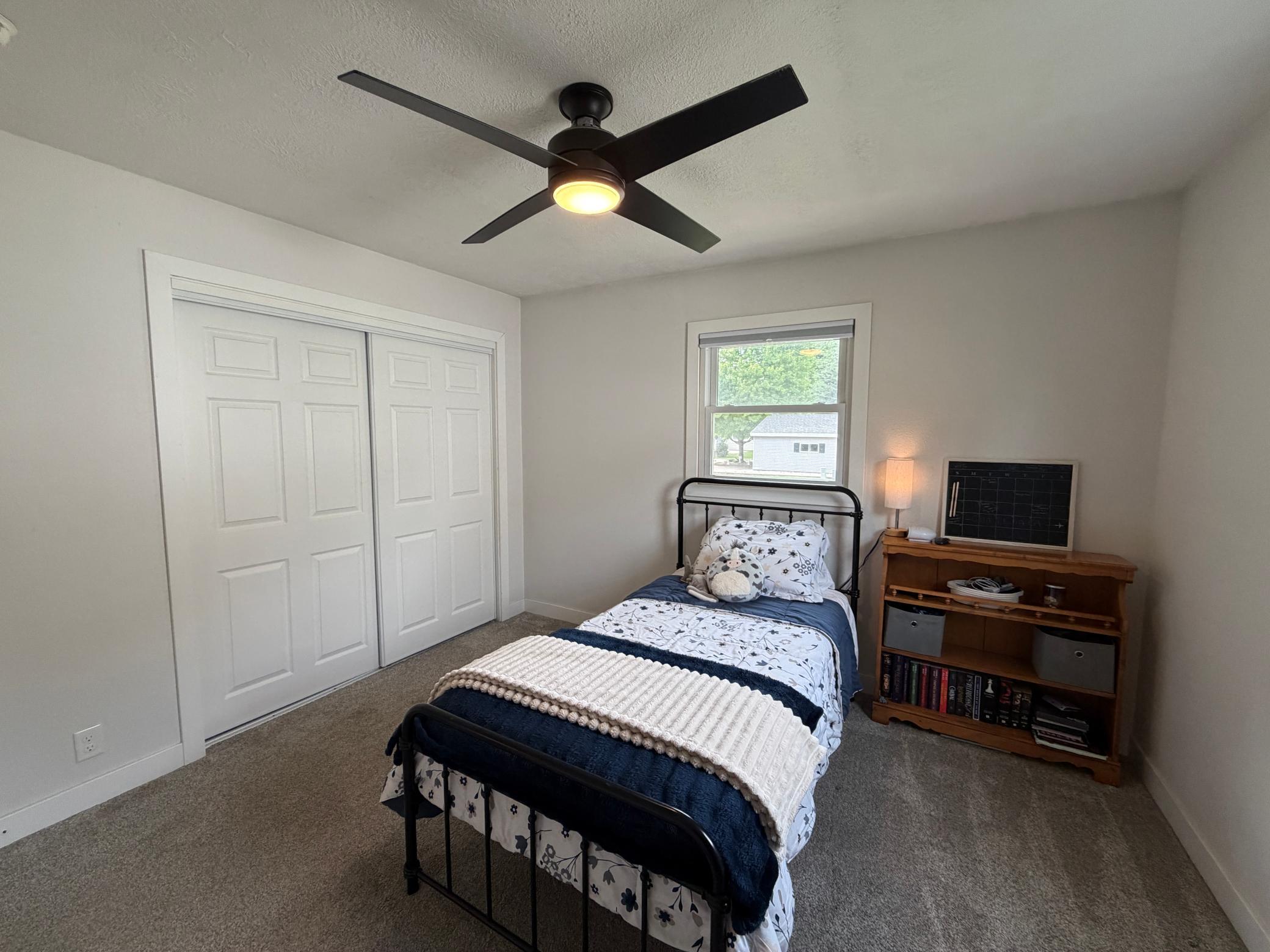 209 E Barck Avenue Property Photo 20
