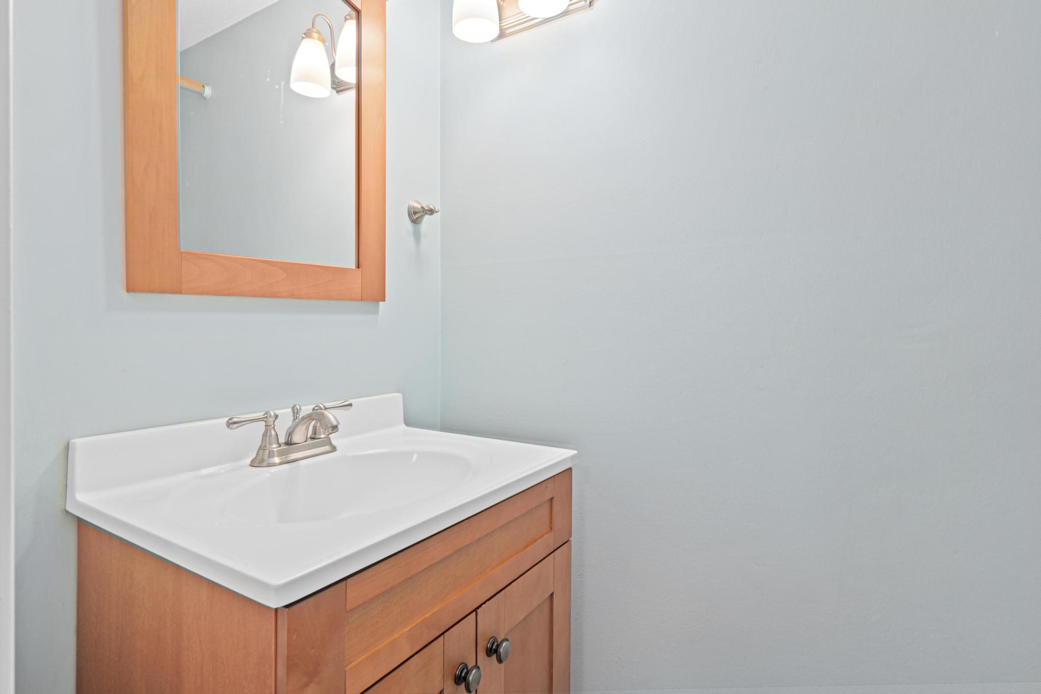 6487 Barrie Road Property Photo 12
