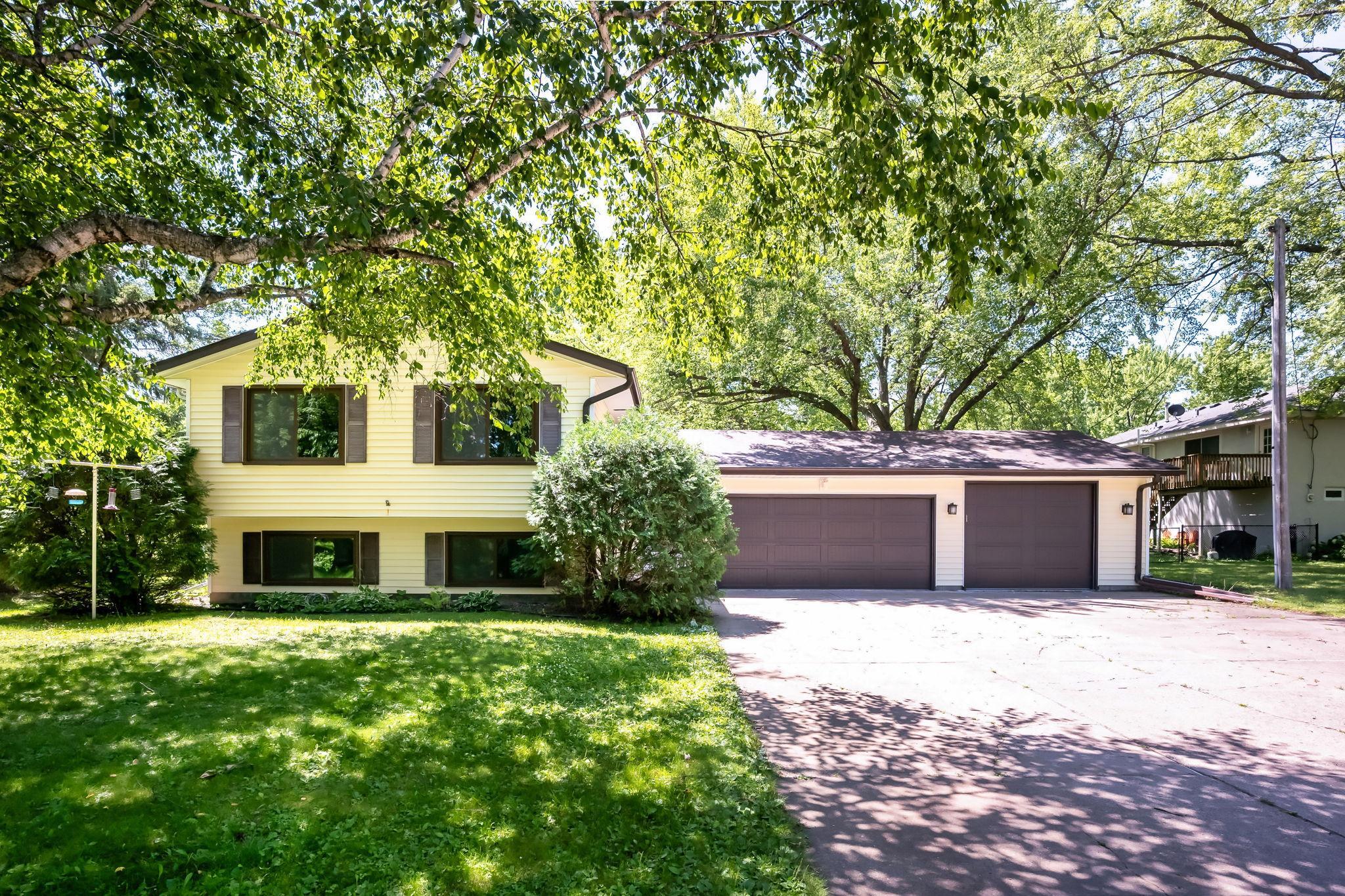 13589 67th Place N Property Photo 1