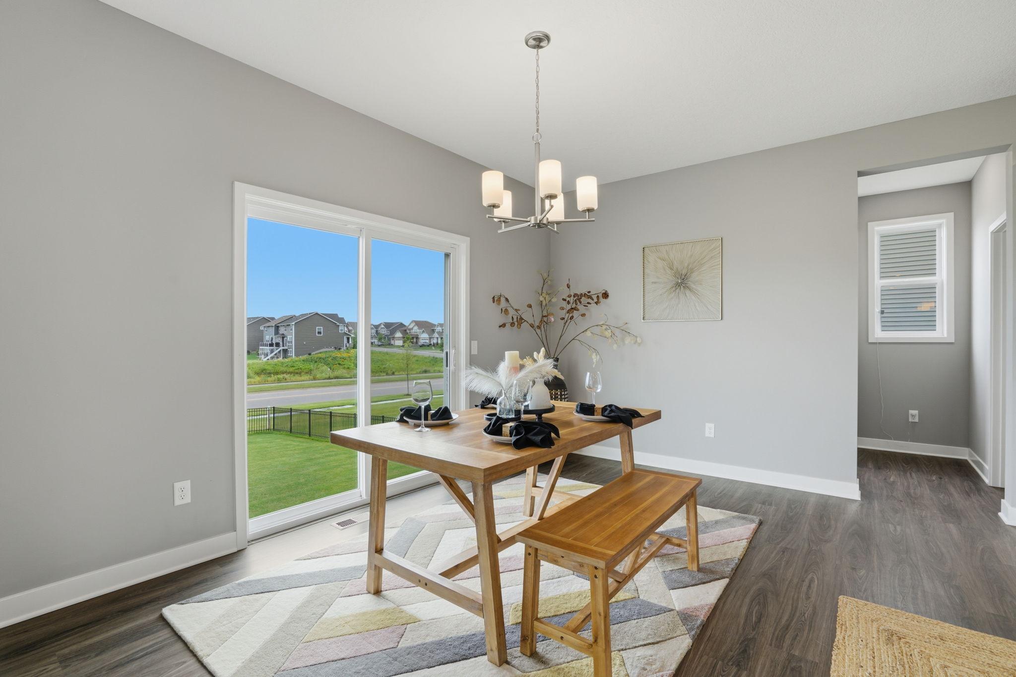2107 Balsam Way Property Photo 8
