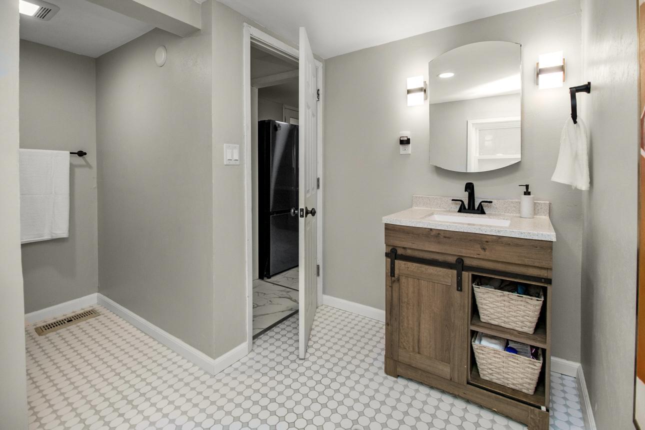 147 Lawson Avenue E Property Photo 19