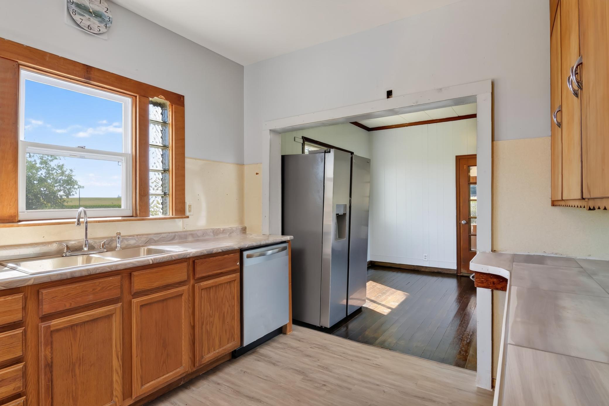 1304 130th Avenue Property Photo 9