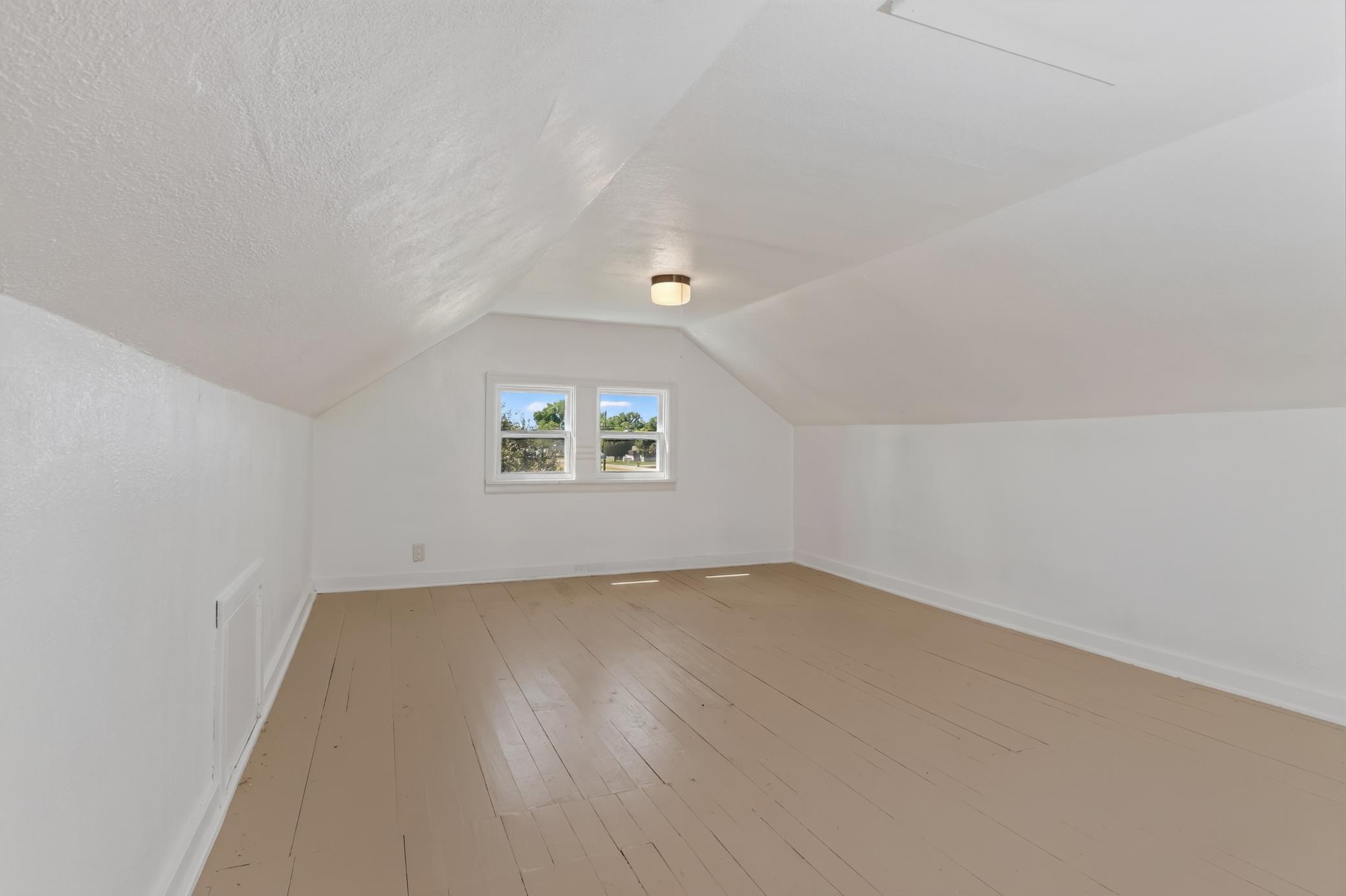 1304 130th Avenue Property Photo 19
