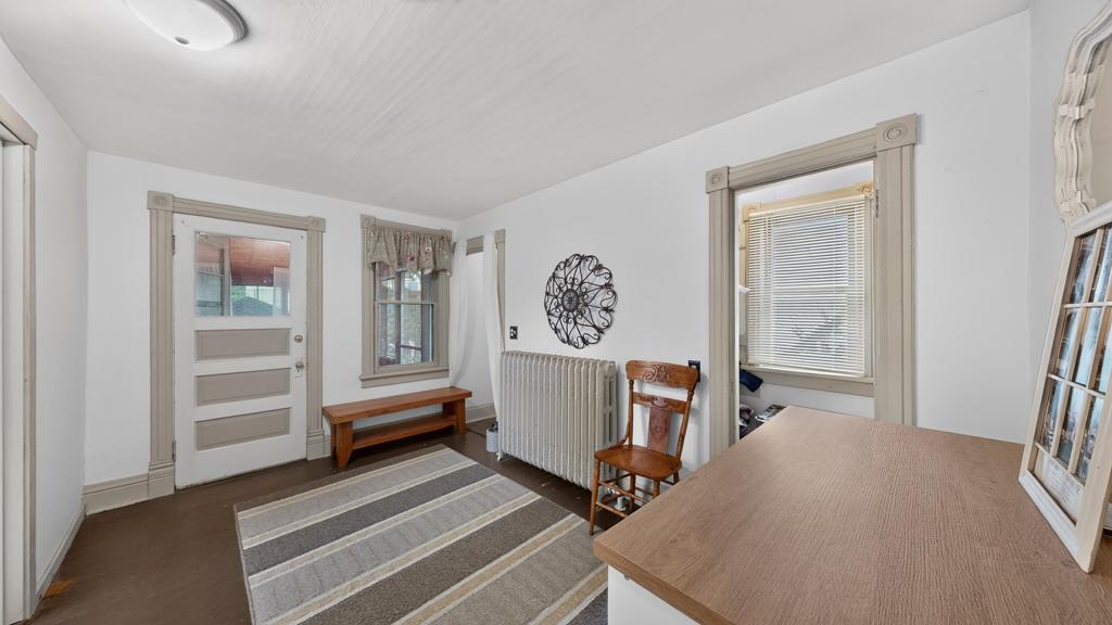 105 Kenilworth Avenue N Property Photo 22