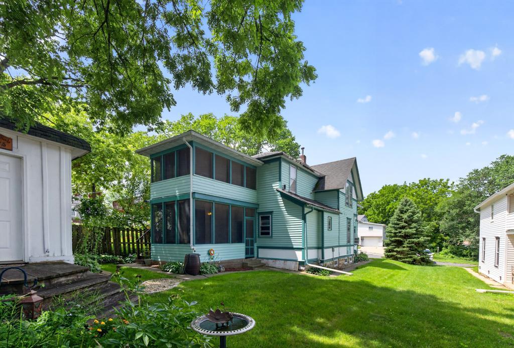 105 Kenilworth Avenue N Property Photo 34