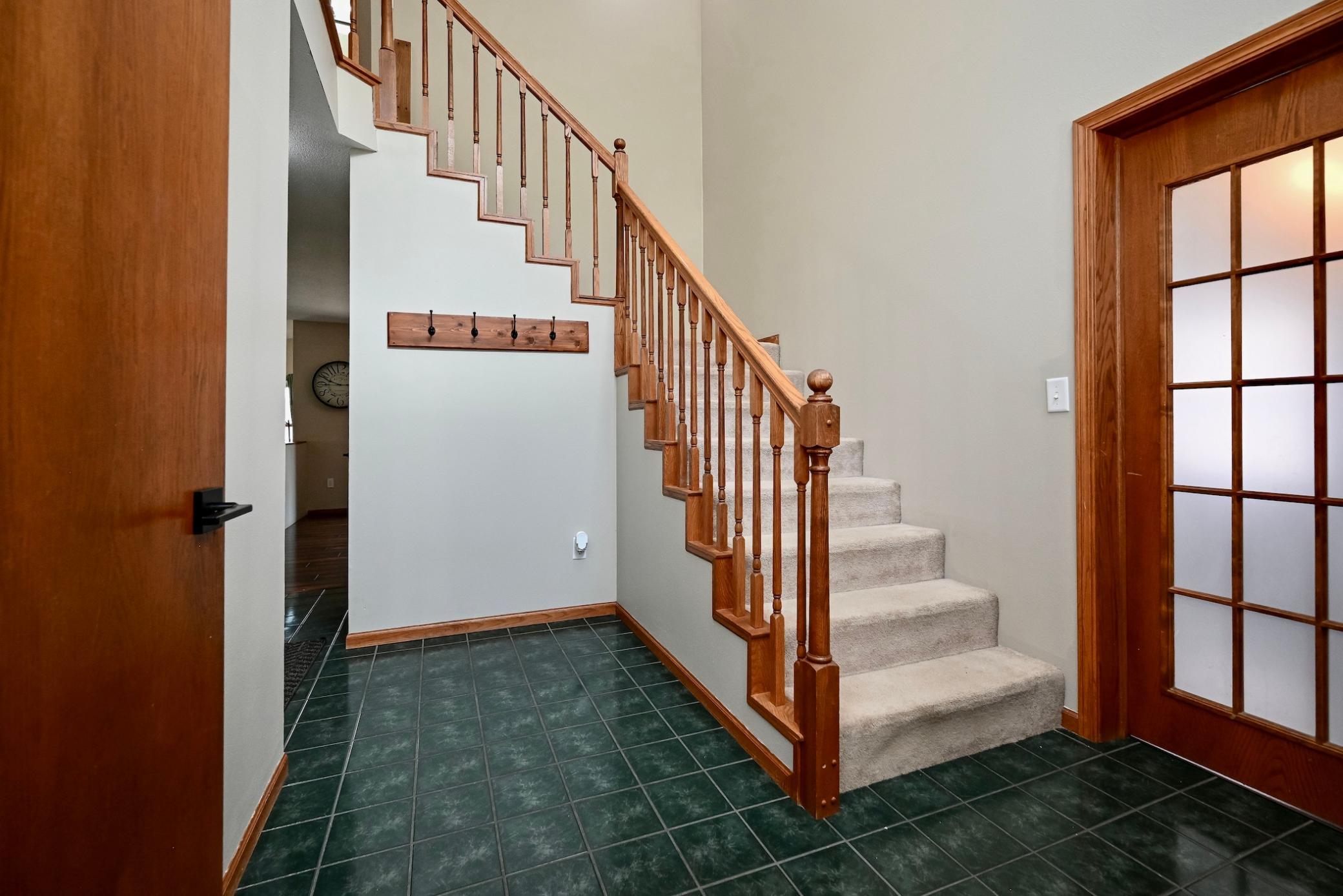 100 Benson Drive Property Photo 4