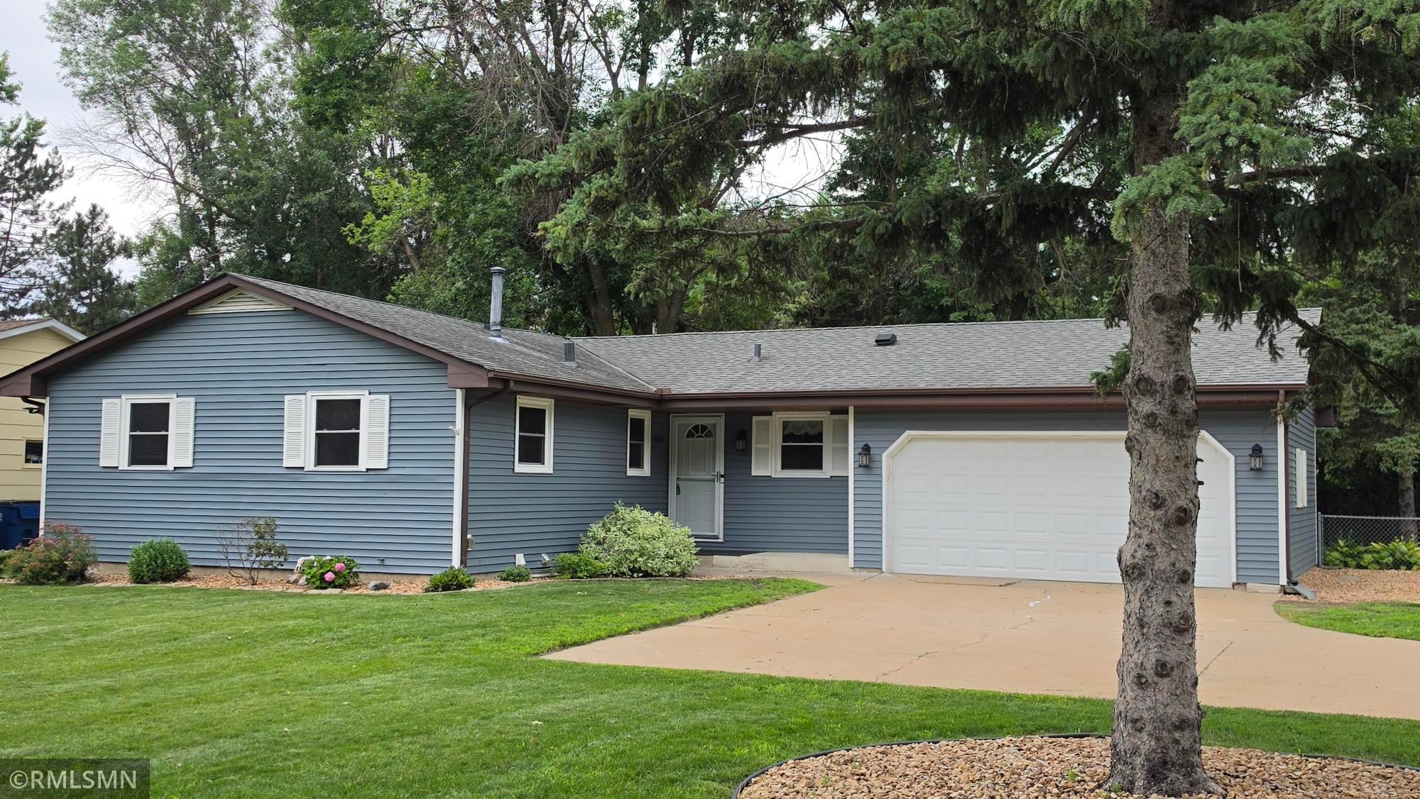 7399 Memory Lane Ne Property Photo 2