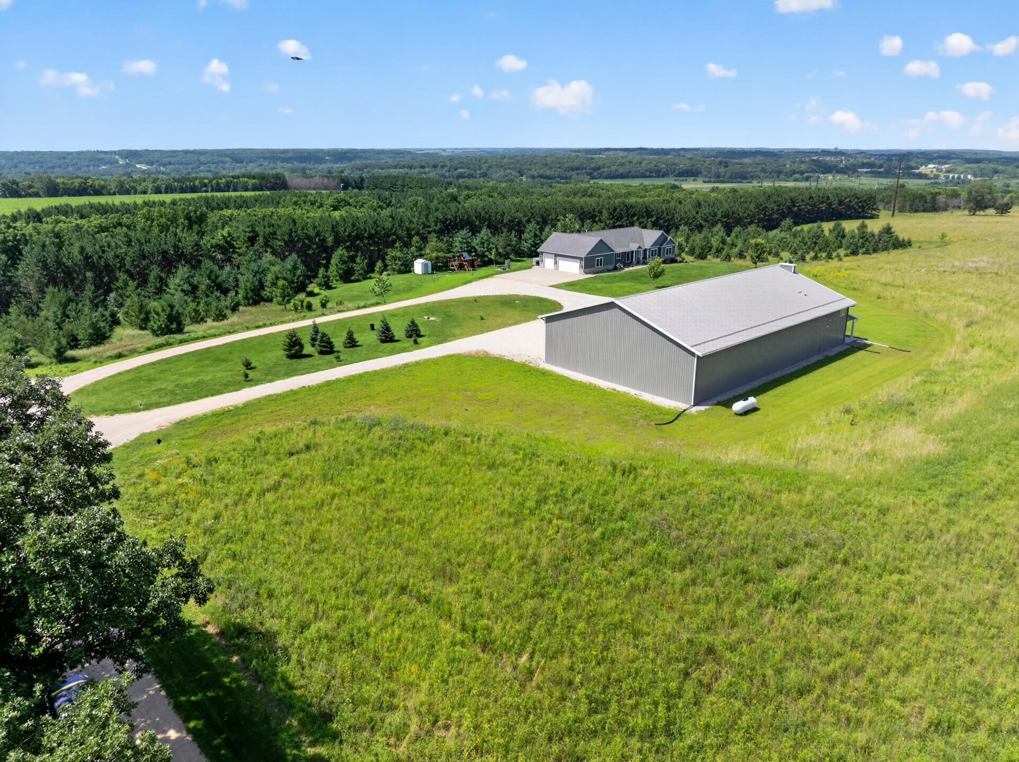 5490 College View Road E Property Photo 5