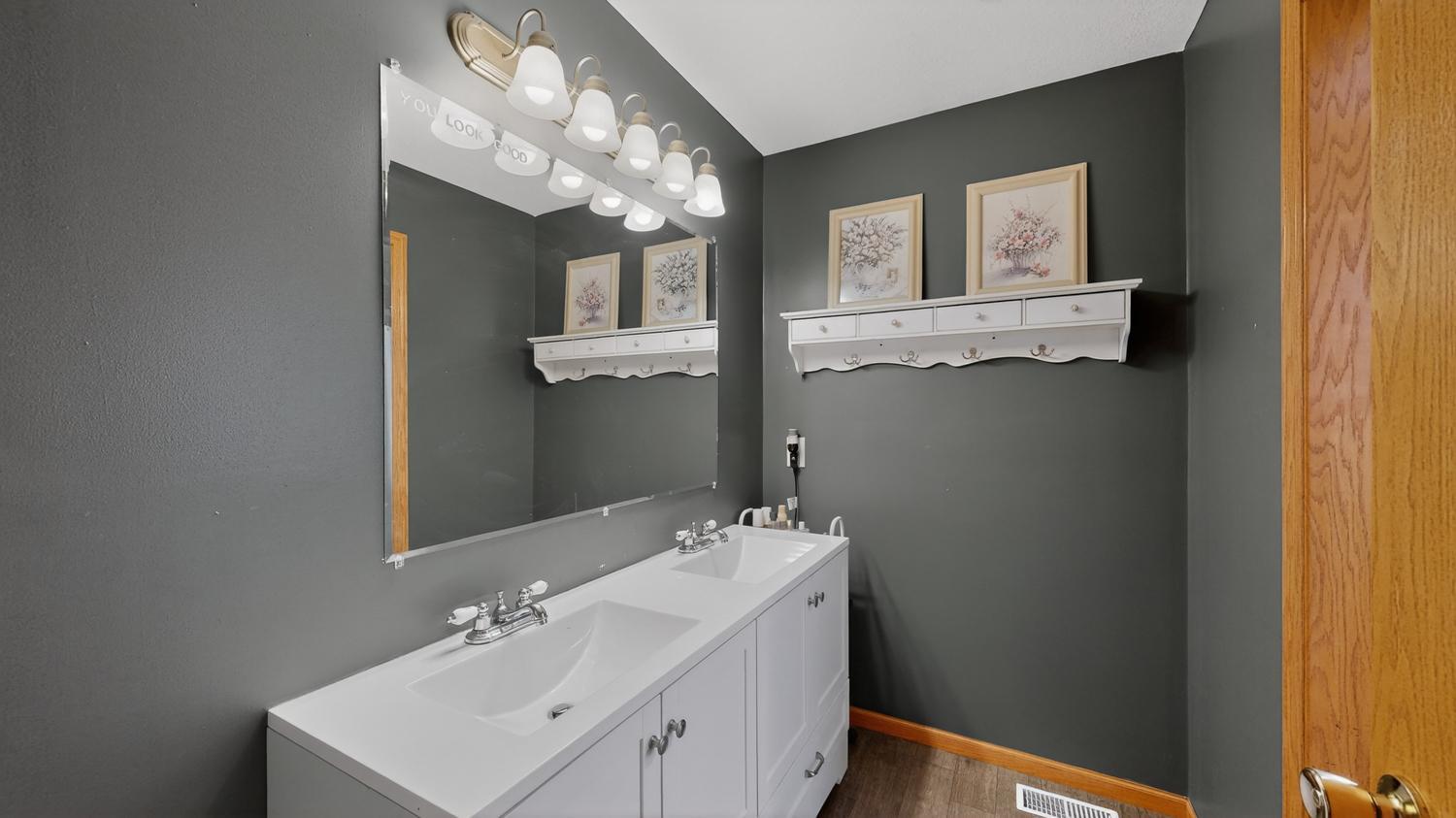 29019 Danel Avenue Property Photo 15