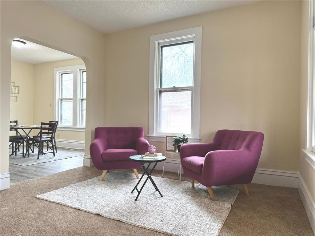 869 Lawson Avenue E Property Photo 4