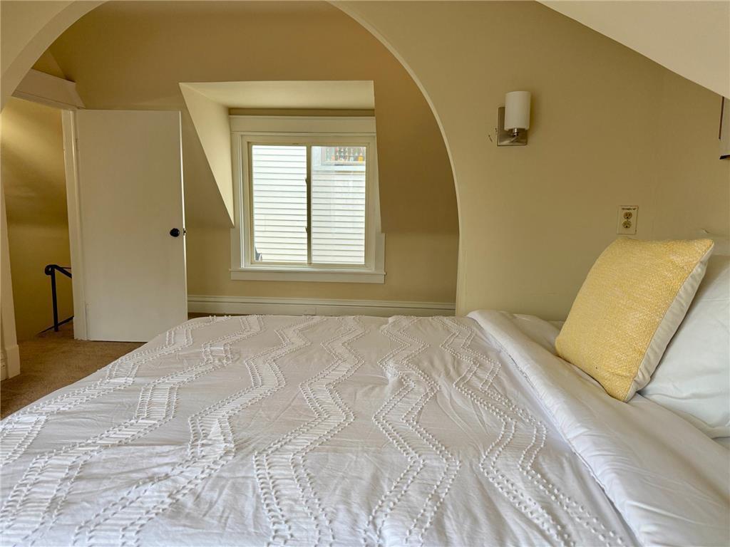869 Lawson Avenue E Property Photo 22