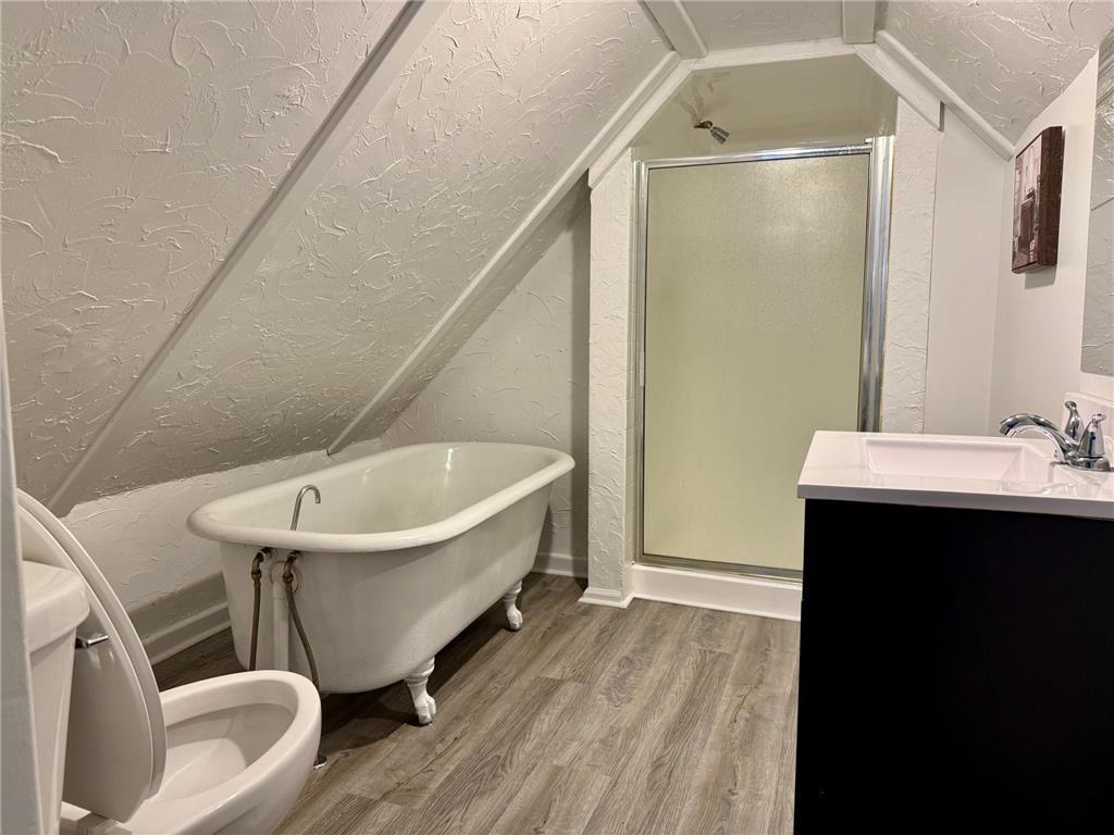 869 Lawson Avenue E Property Photo 23