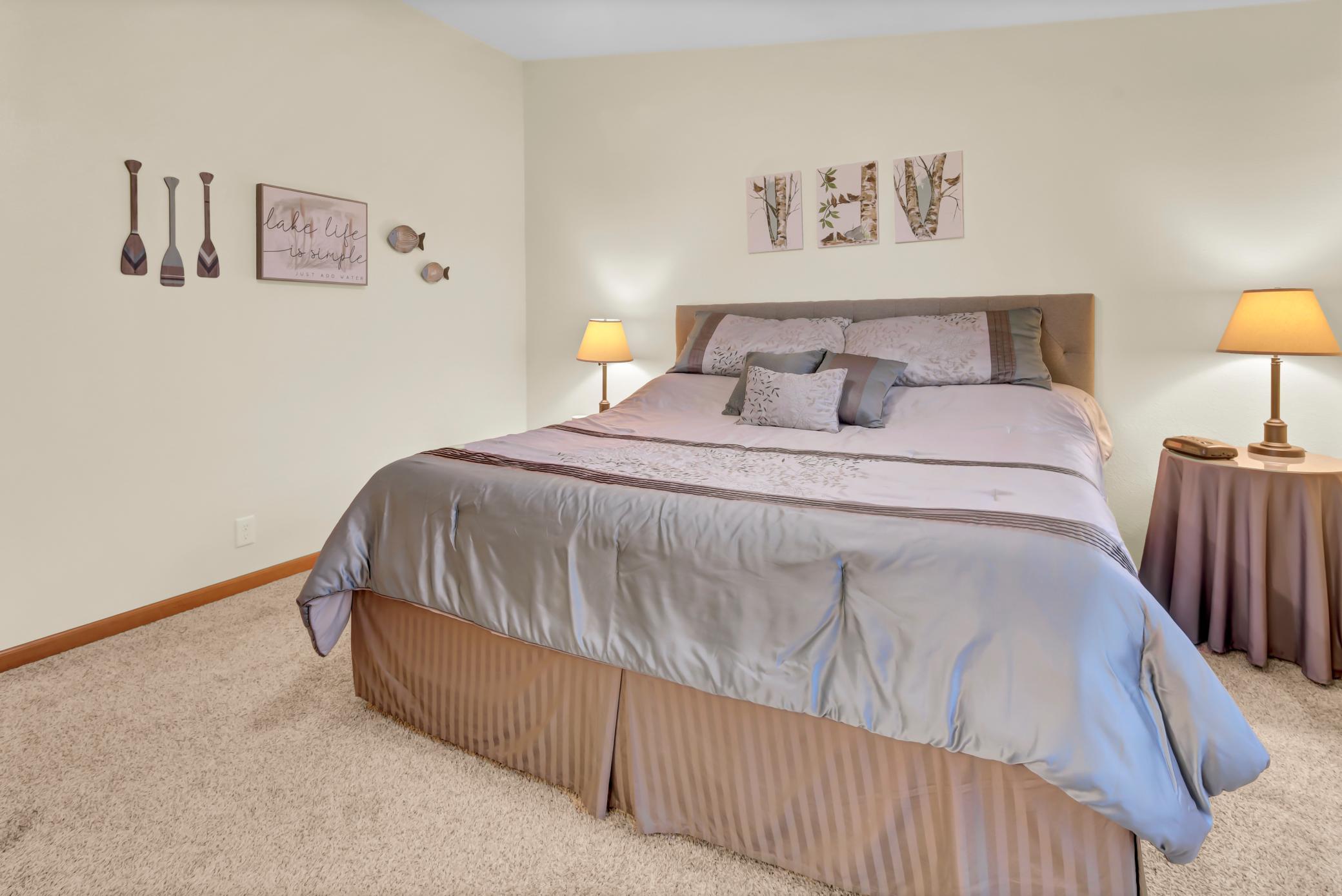 5042 White Gables Road Property Photo 27