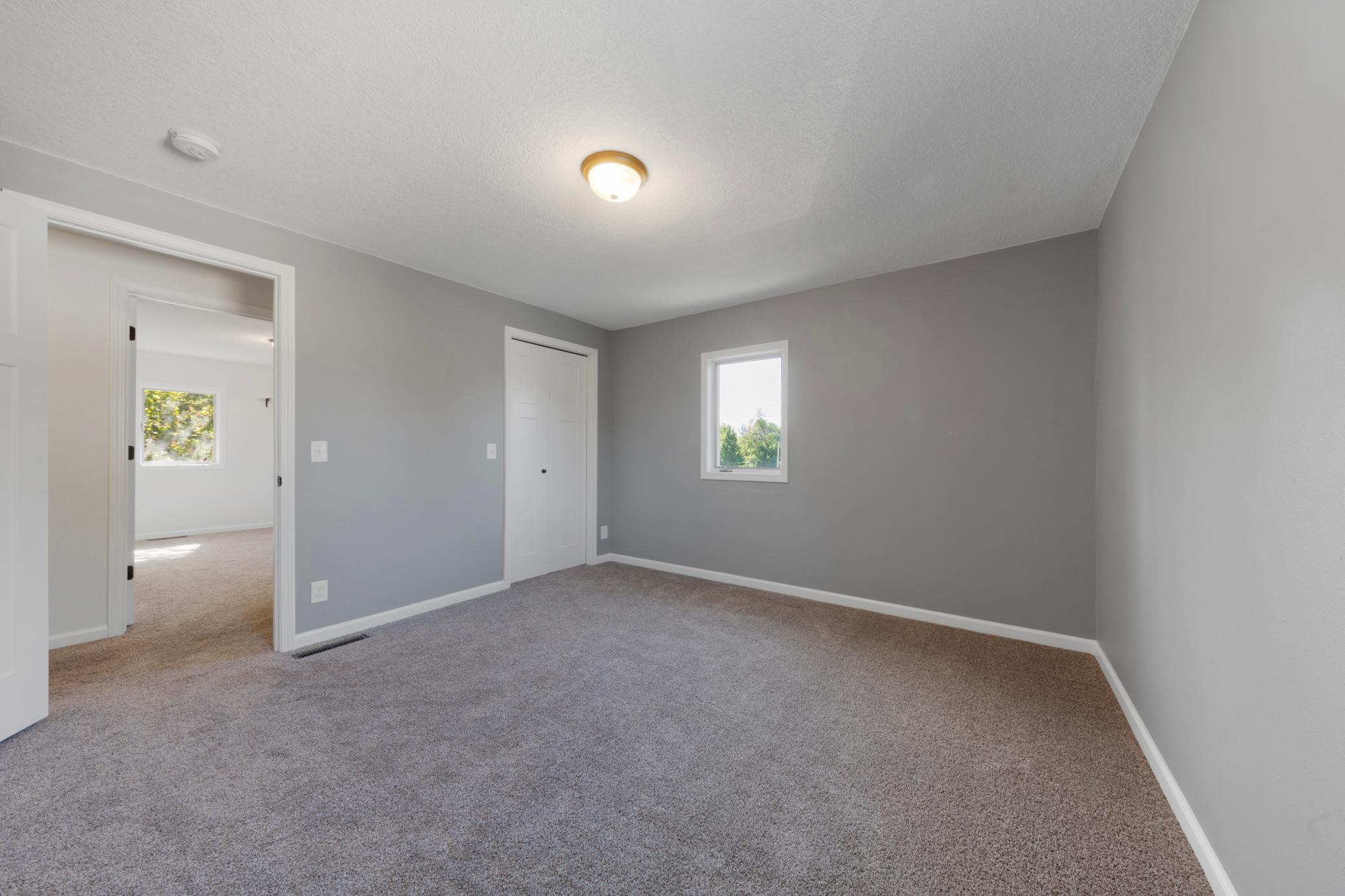 108 1st Avenue Nw Property Photo 26