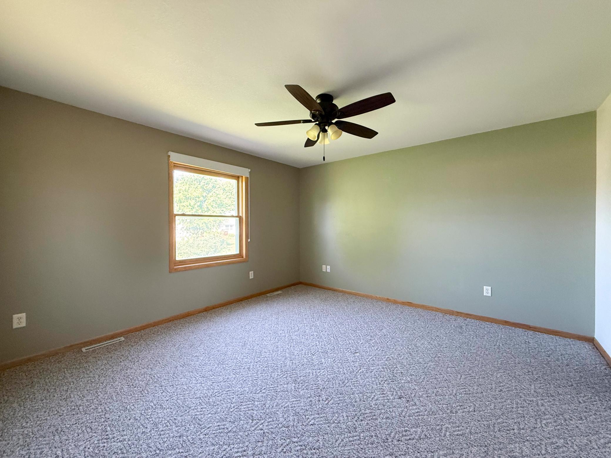 411 Waterview Lane Nw Property Photo 17