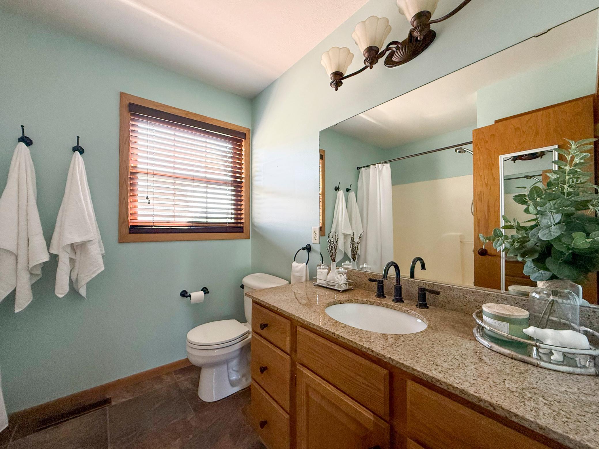 411 Waterview Lane Nw Property Photo 19
