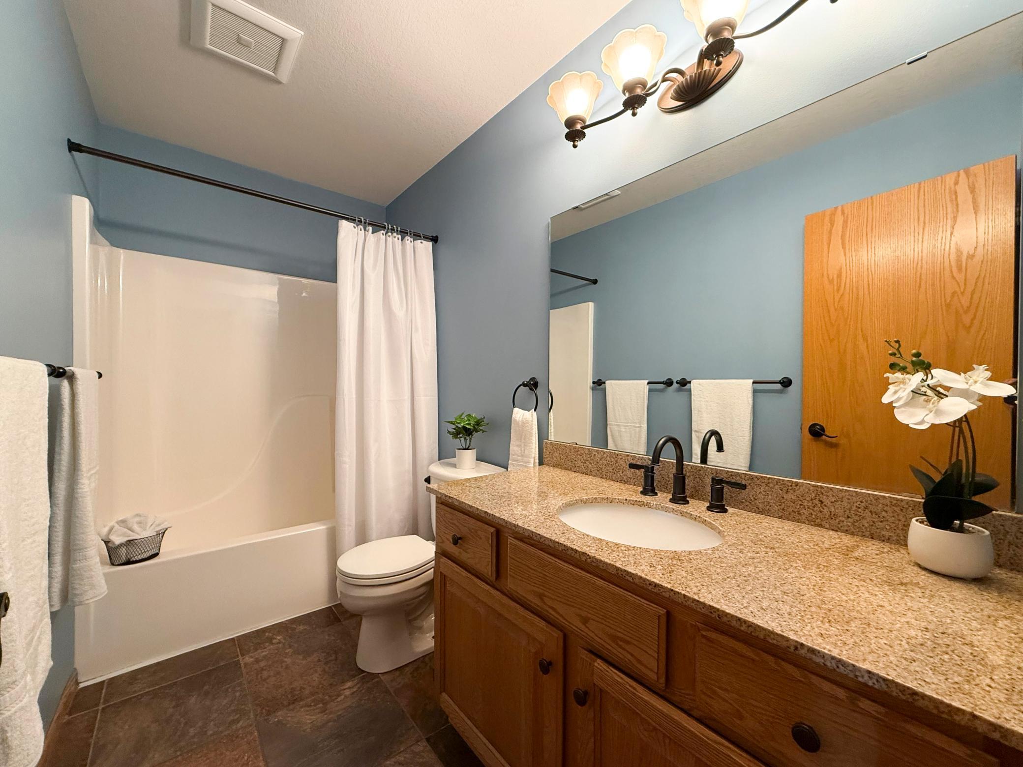 411 Waterview Lane Nw Property Photo 23