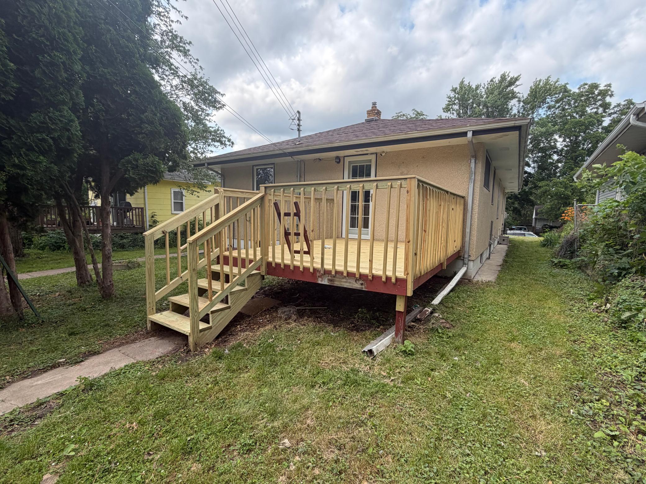 2140 Bush Avenue E Property Photo 6