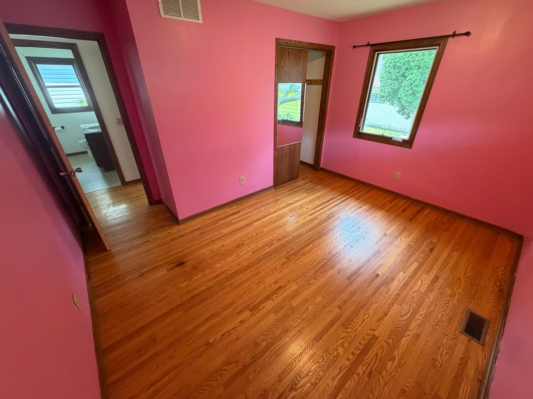 2140 Bush Avenue E Property Photo 15