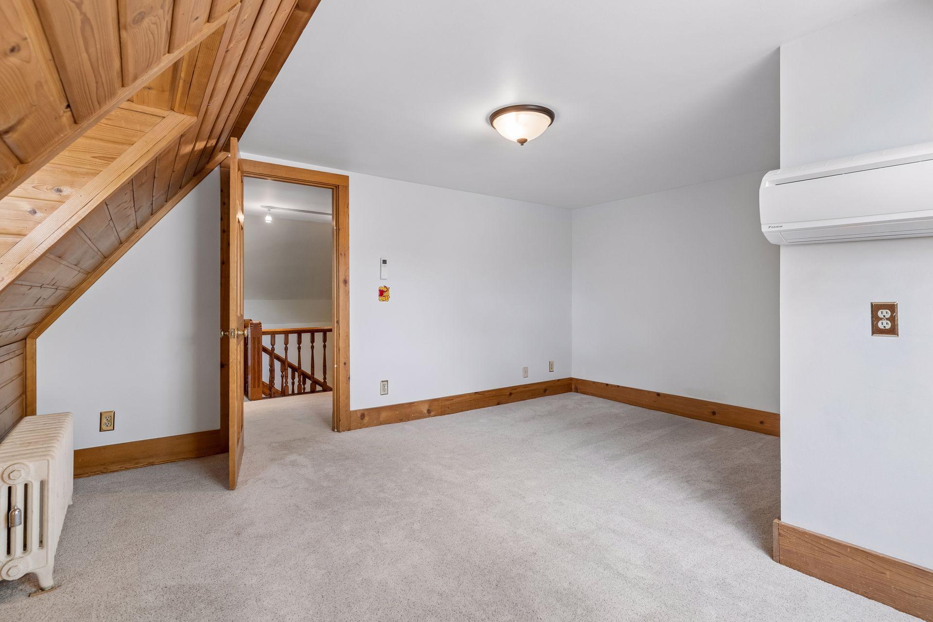 422 Laurel Avenue Property Photo 64