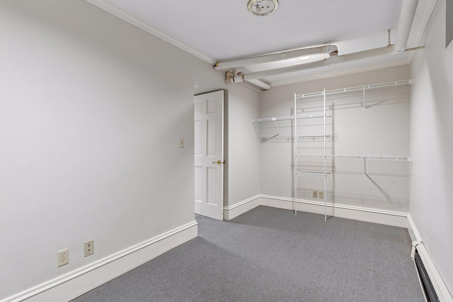 422 Laurel Avenue Property Photo 78