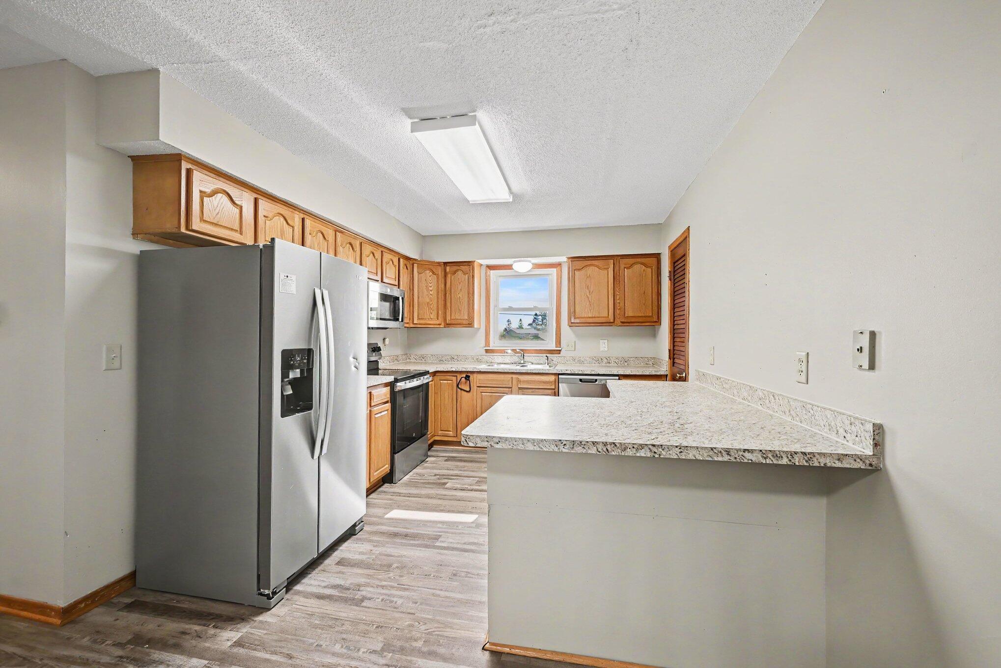 2000 Westview Drive Property Photo 20
