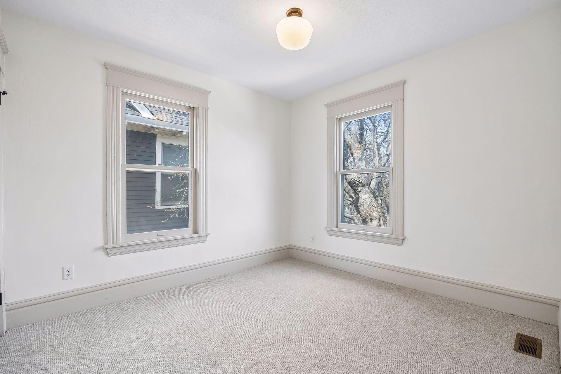941 Hague Avenue Property Photo 30