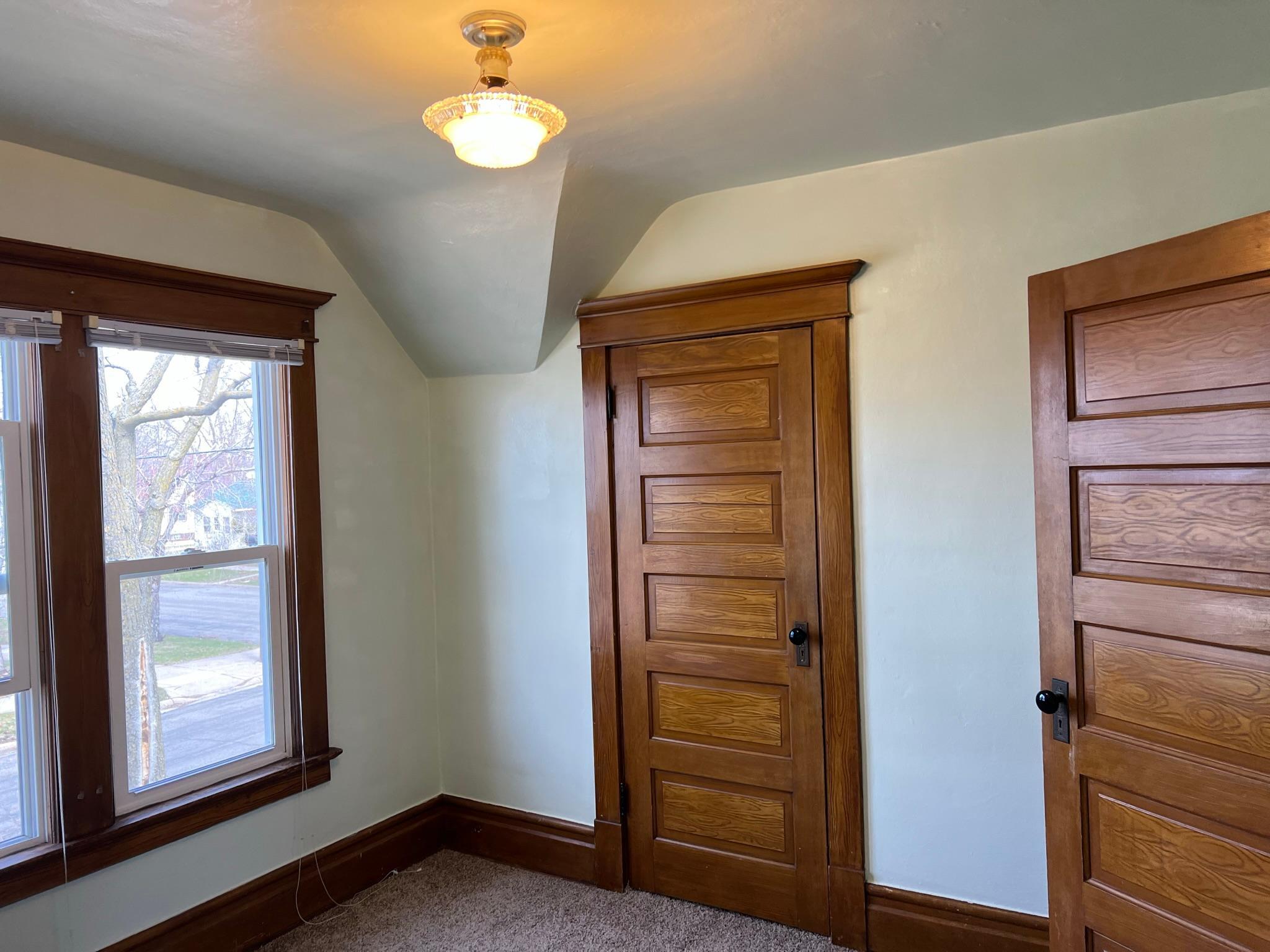 427 16th Avenue N Property Photo 15