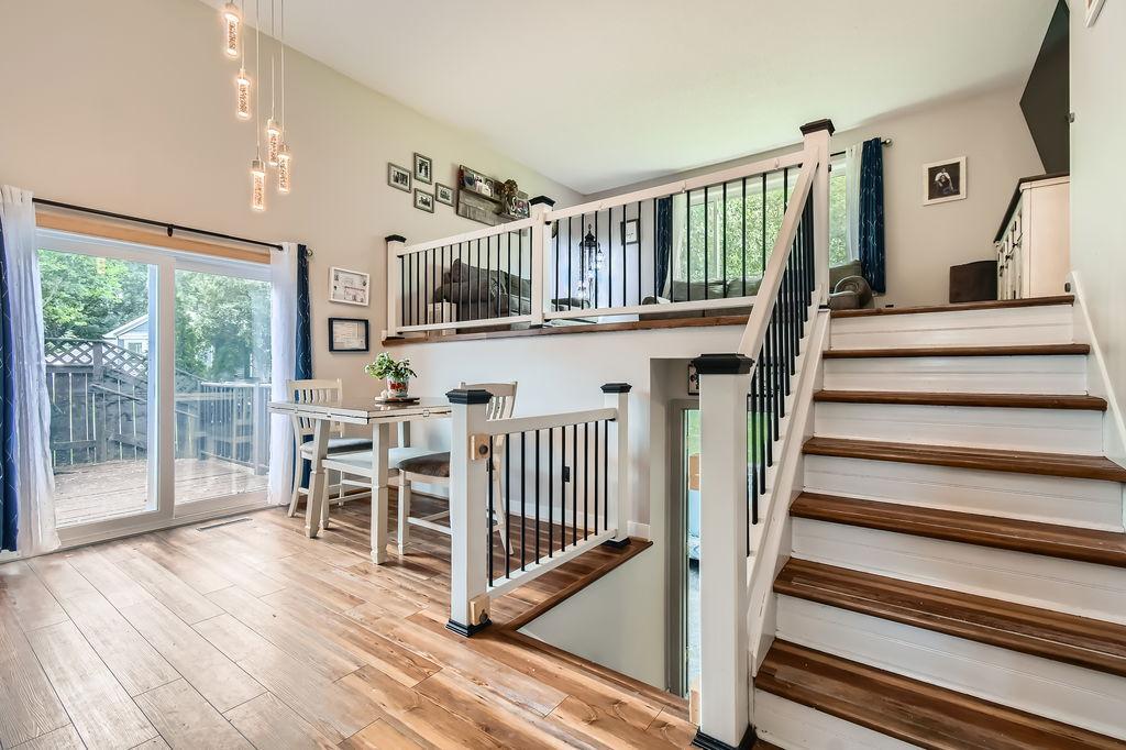 7236 Clear Ridge Property Photo 1