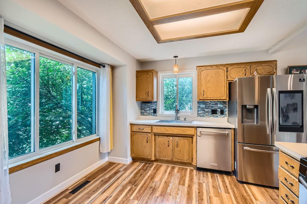7236 Clear Ridge Property Photo 5