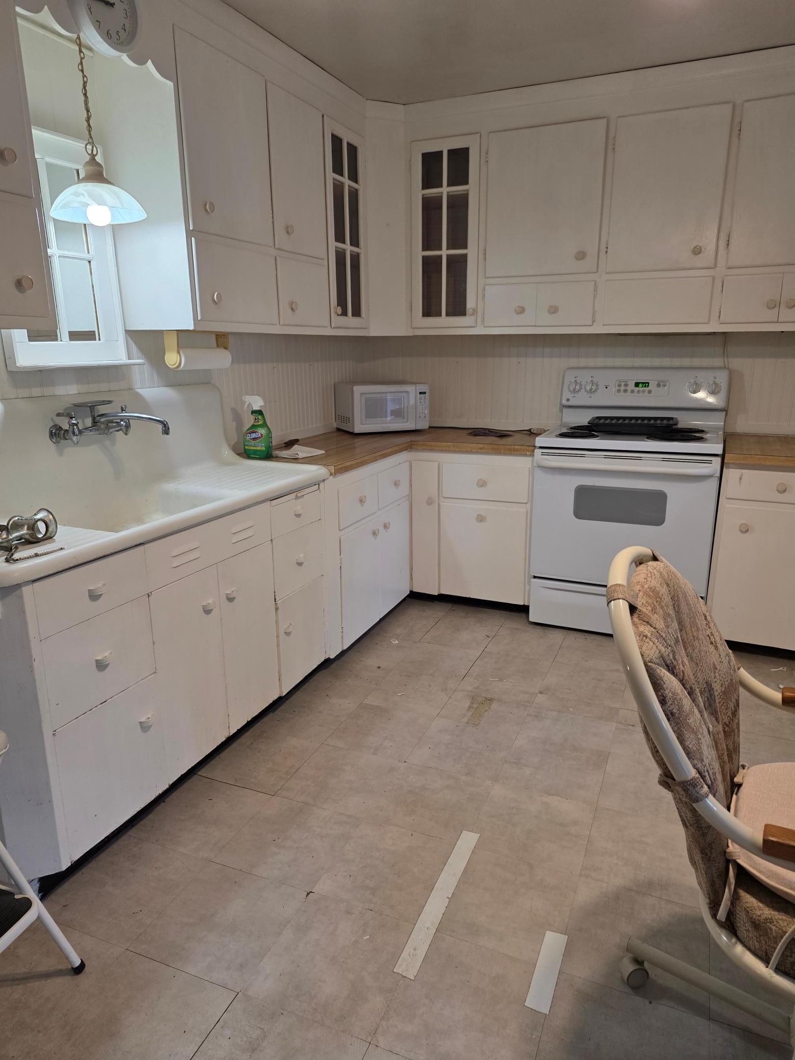 559 North Street Property Photo 4