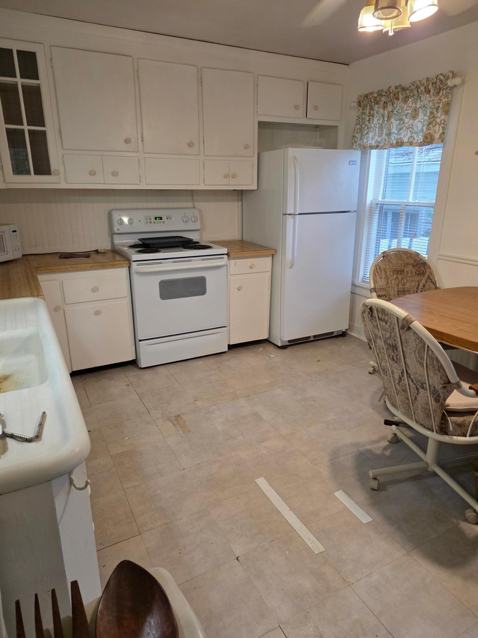559 North Street Property Photo 5