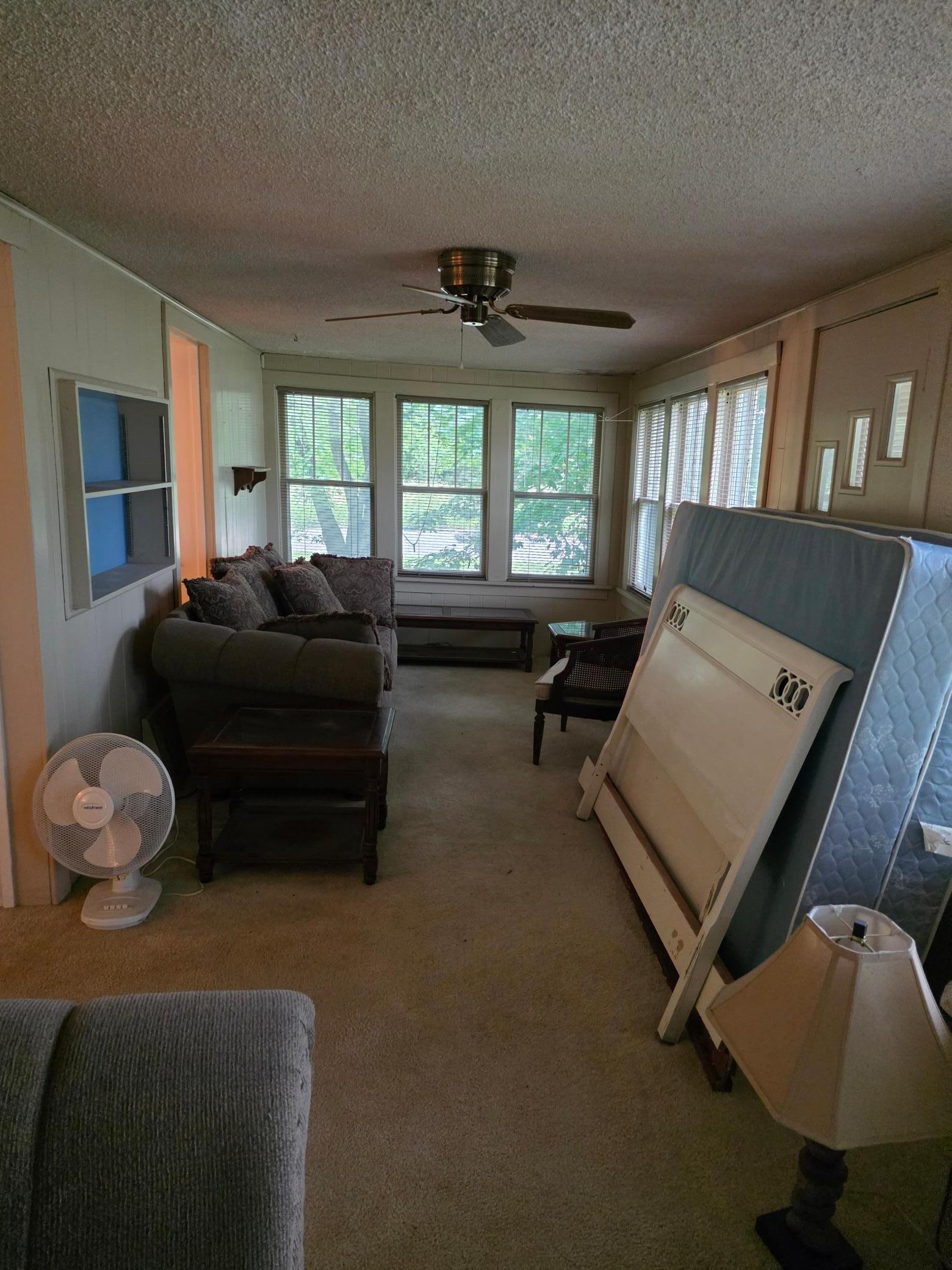 559 North Street Property Photo 8