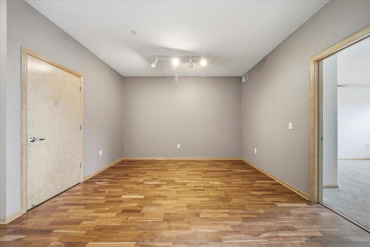 2929 21st Avenue S 202 Property Photo 10