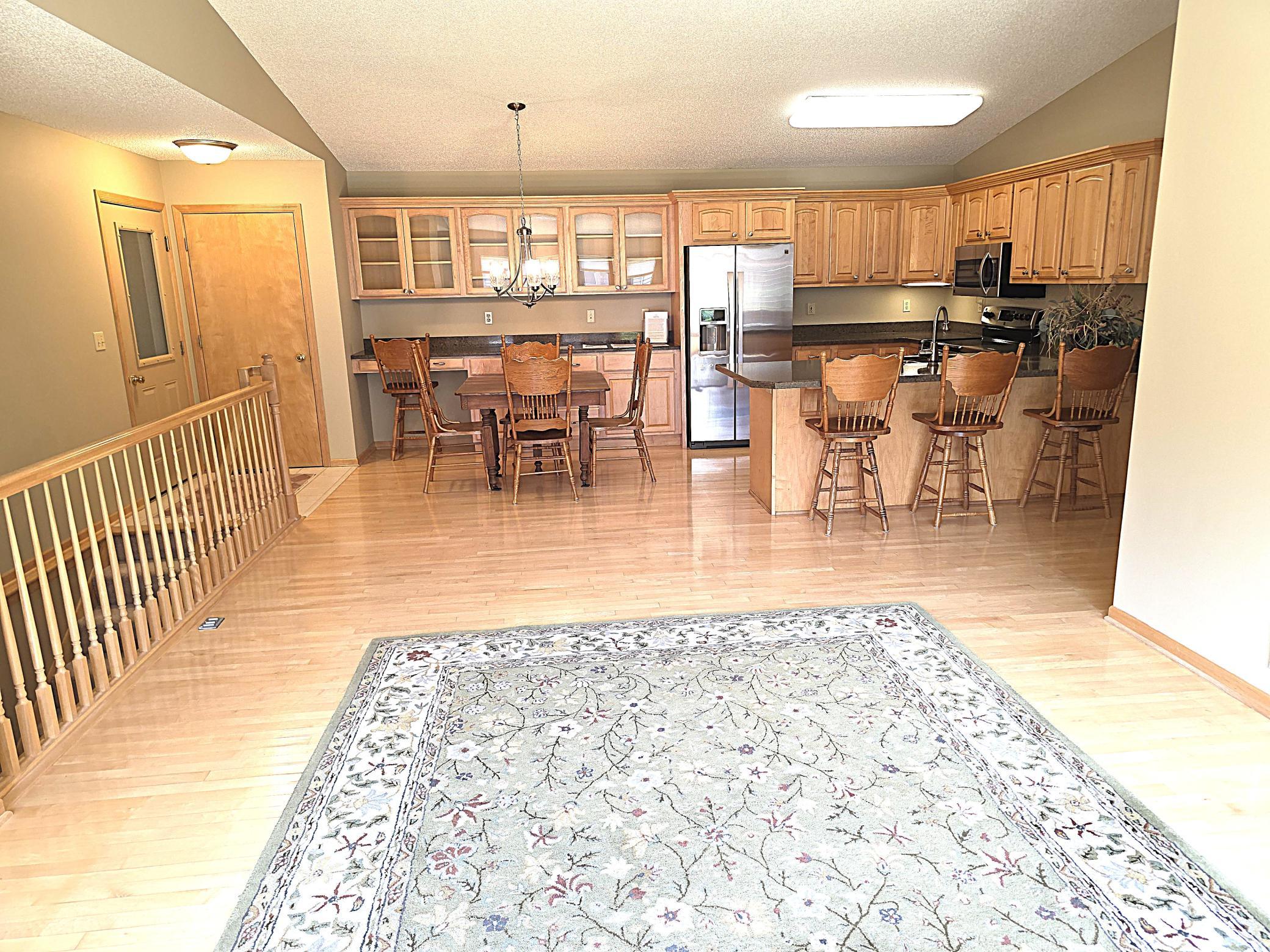 829 Autumn Way Property Photo 10