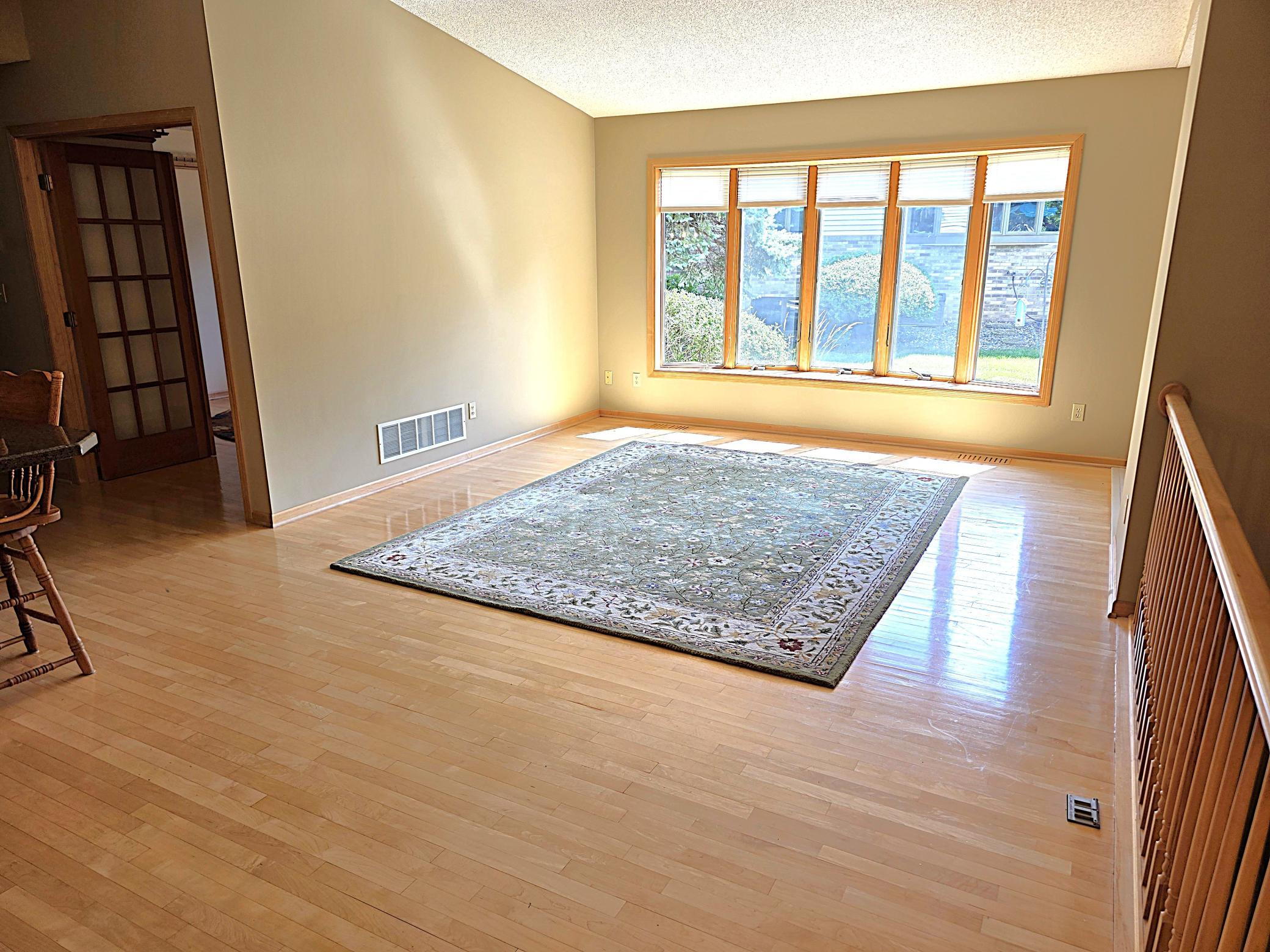 829 Autumn Way Property Photo 14