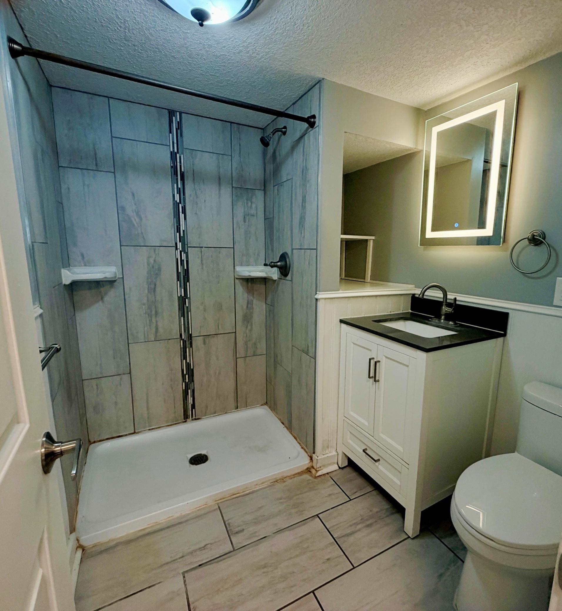 6716 Cedar Lake Road S Property Photo 14