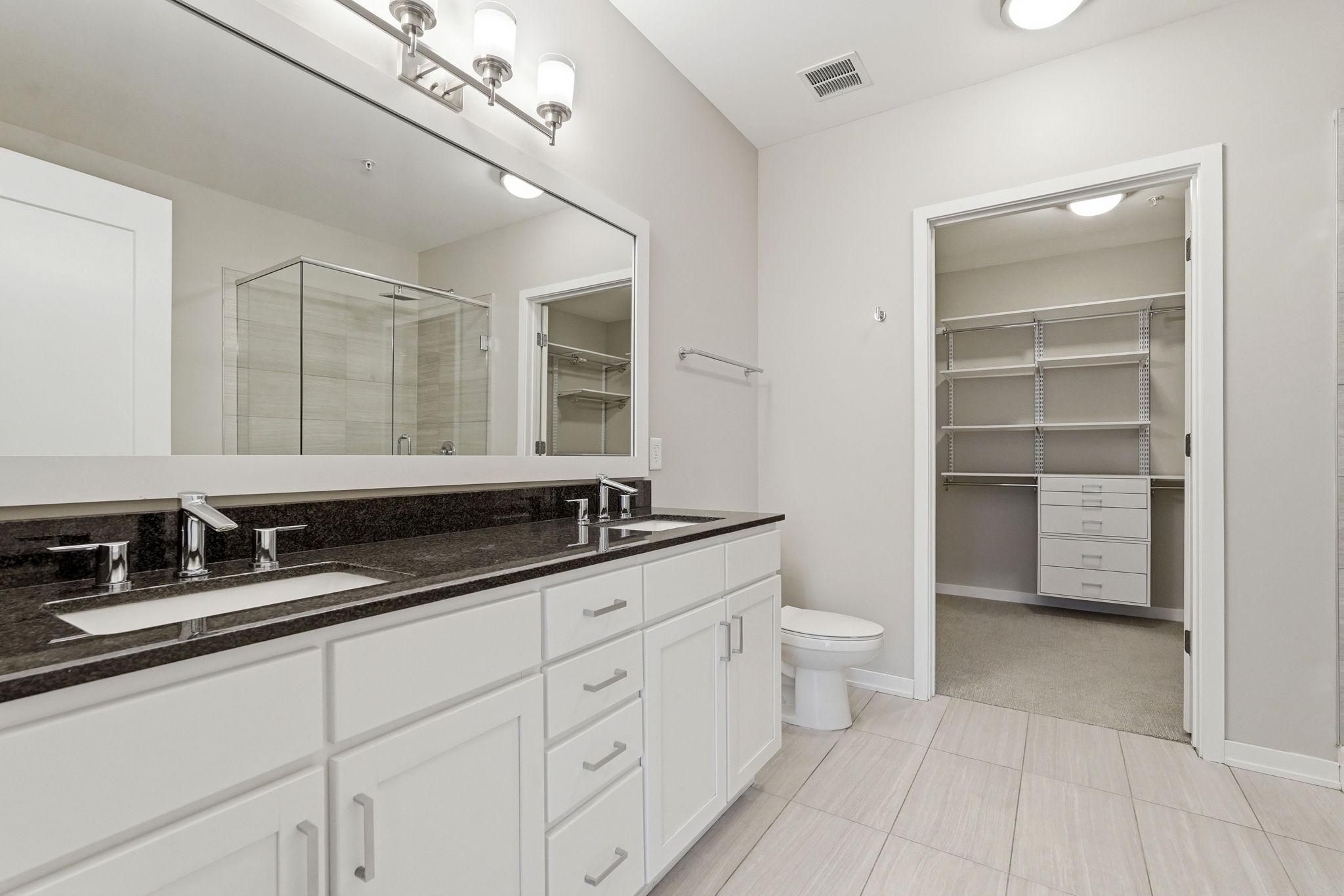 465 Nicollet Mall 2502 Property Photo 4