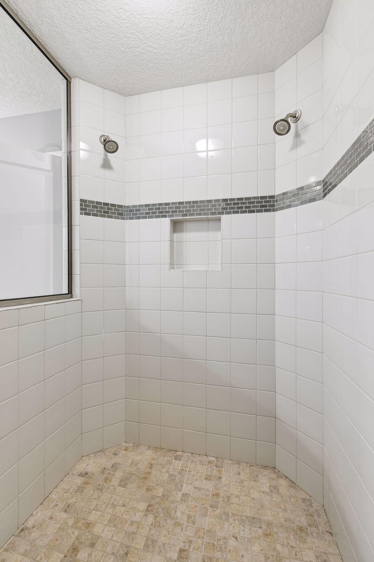 15711 Fair Hill Way Property Photo 22