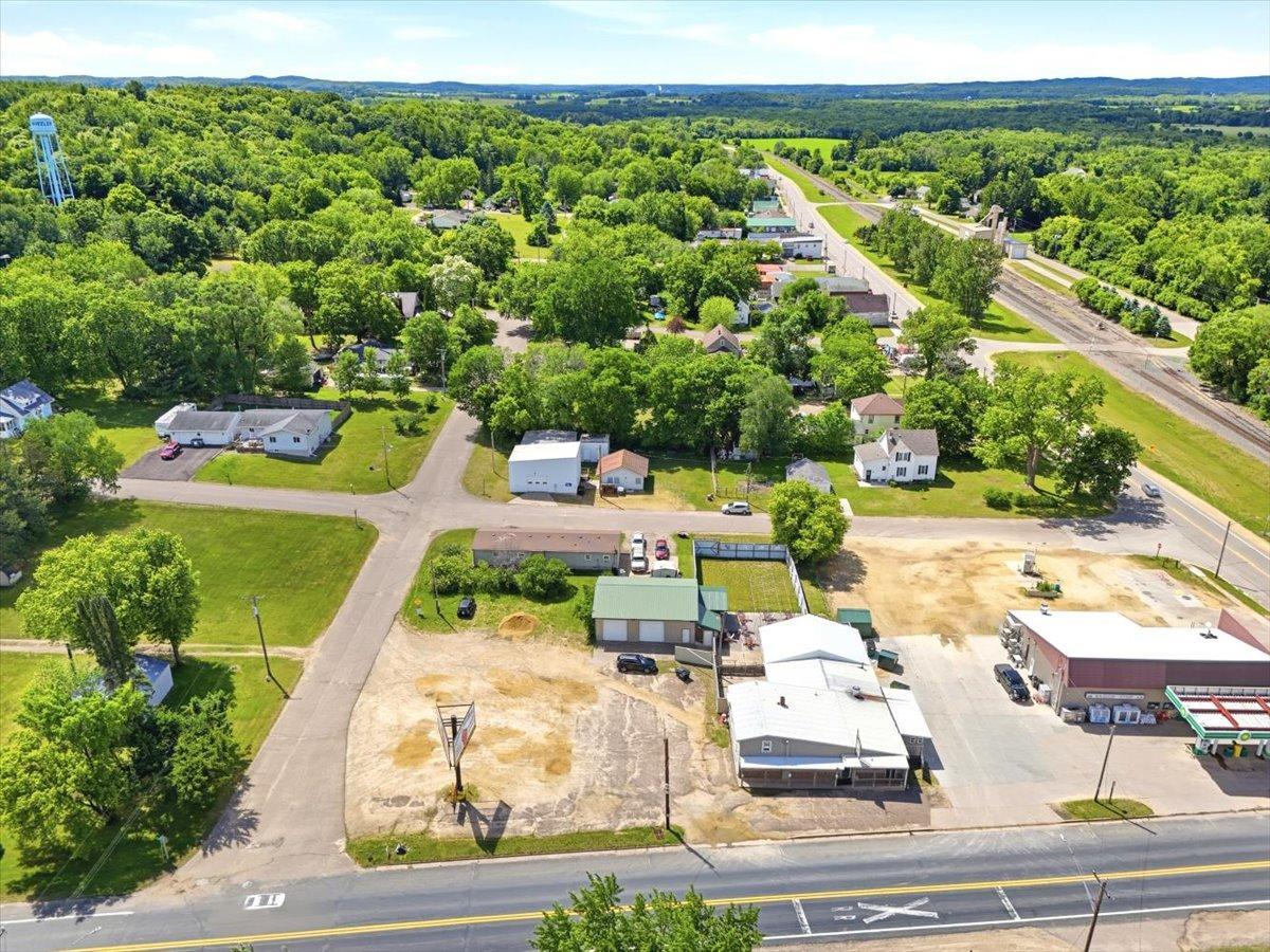 103 State Road 25 S Property Photo 32