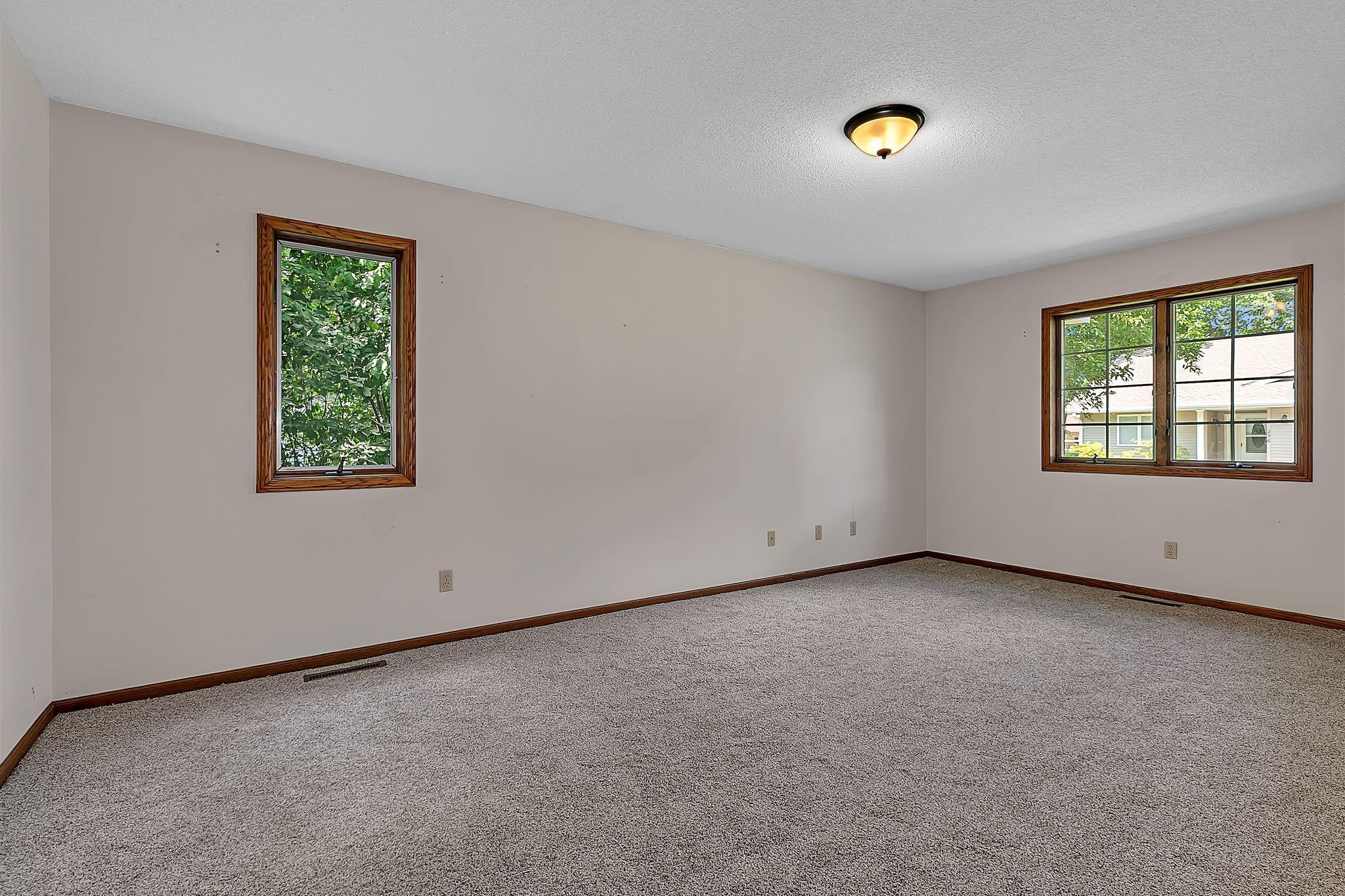 276 Waite Avenue S Property Photo 15