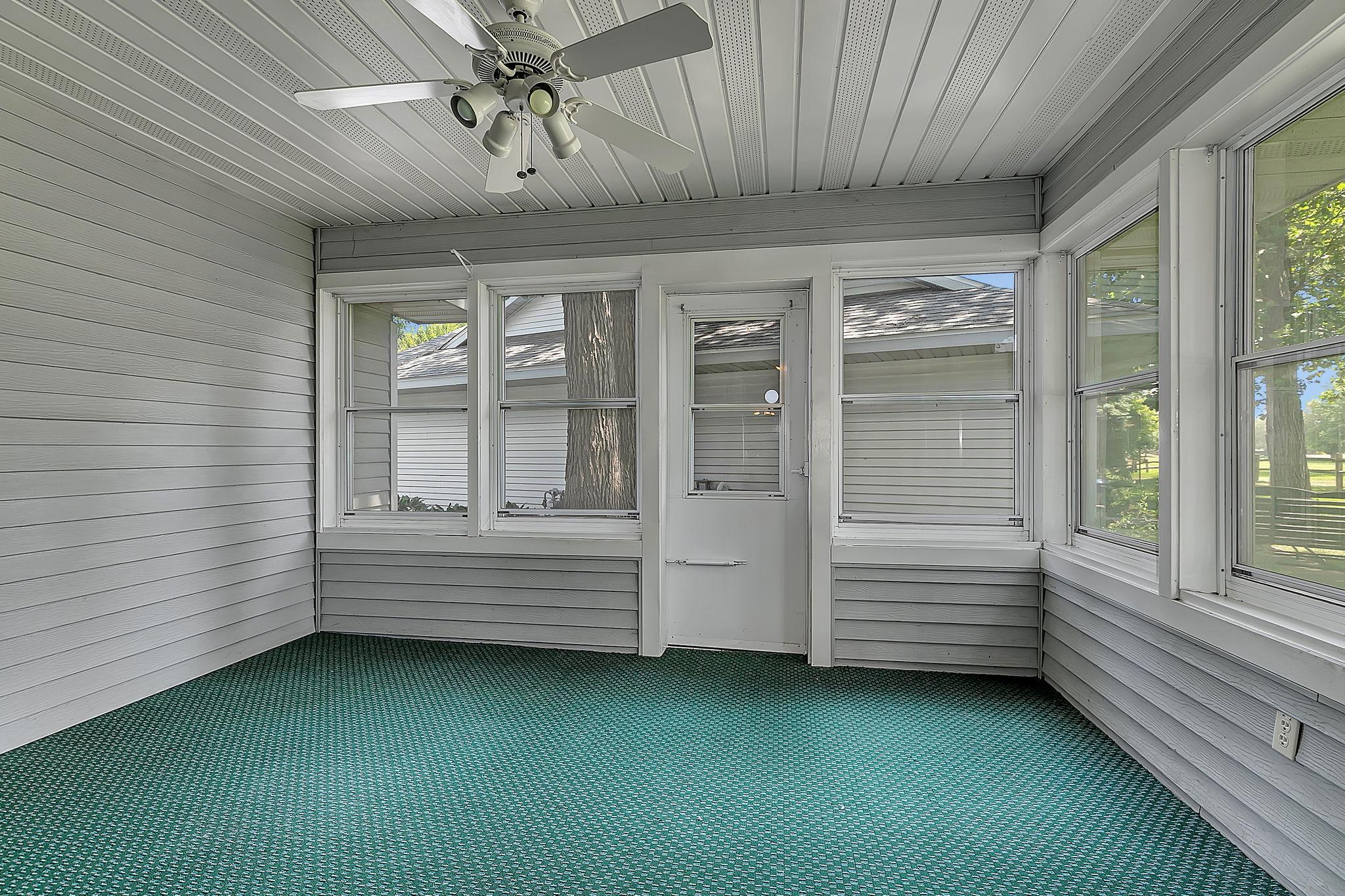 276 Waite Avenue S Property Photo 22