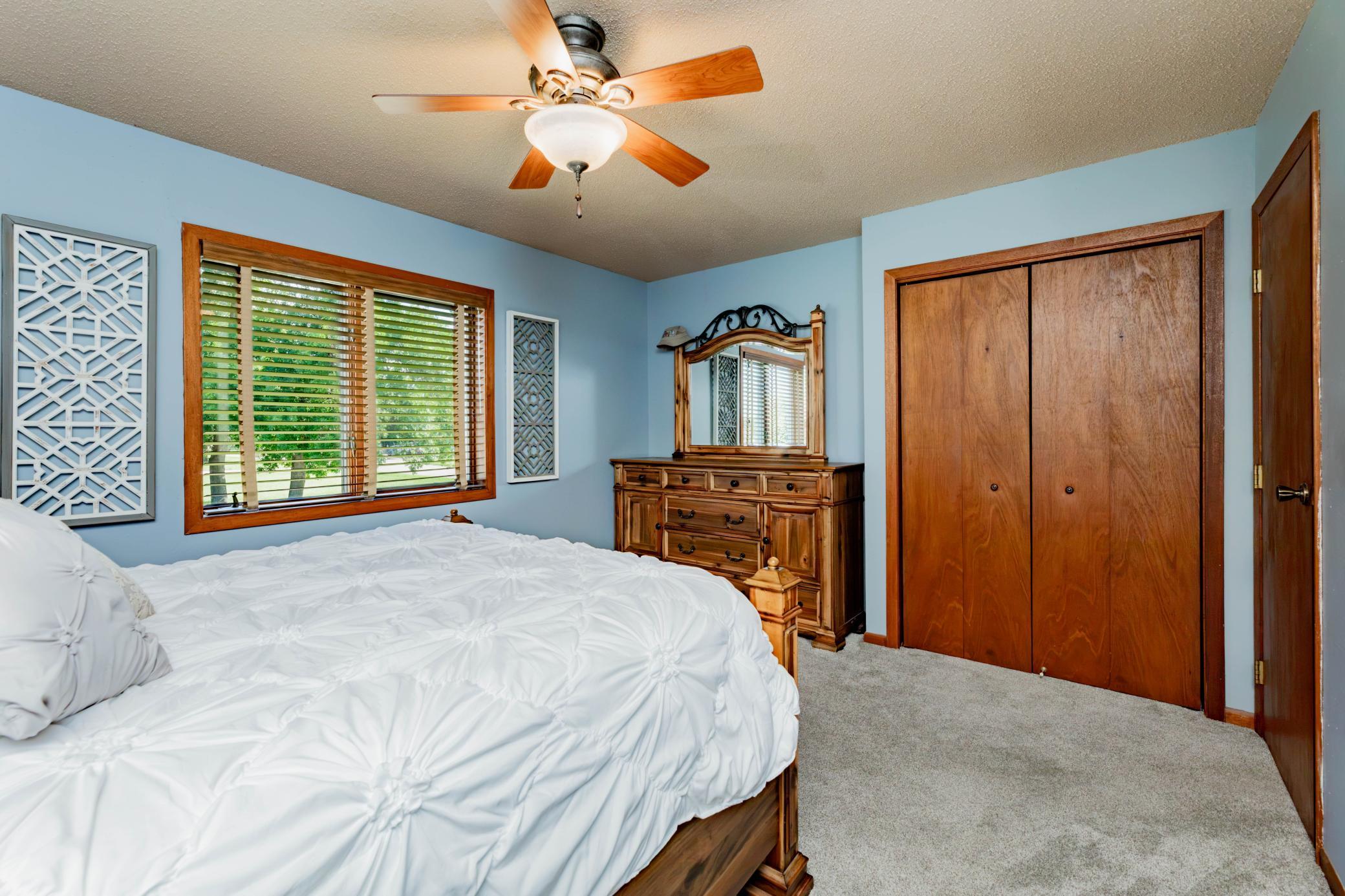 204 8th Avenue E Property Photo 29