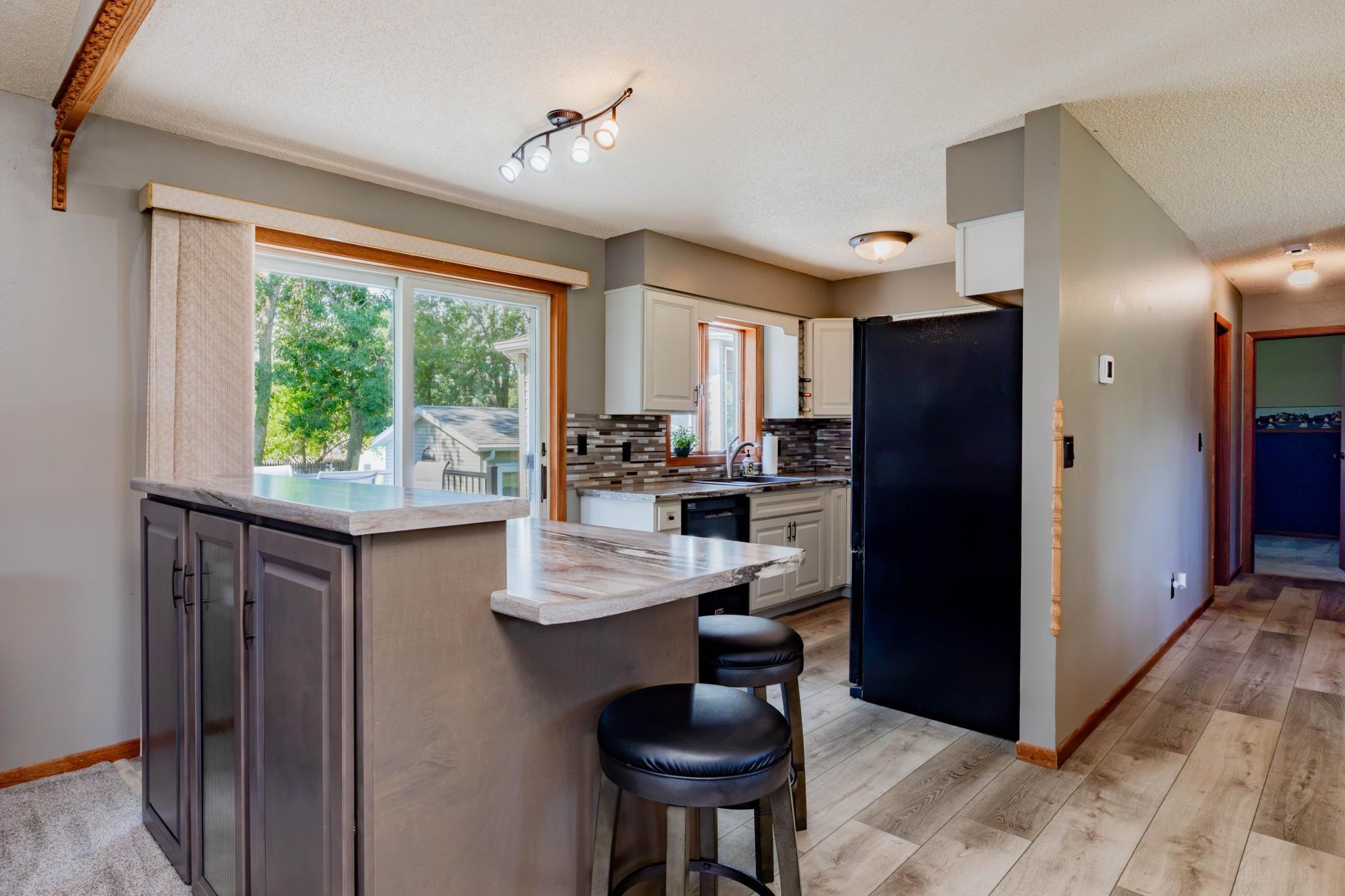 204 8th Avenue E Property Photo 39