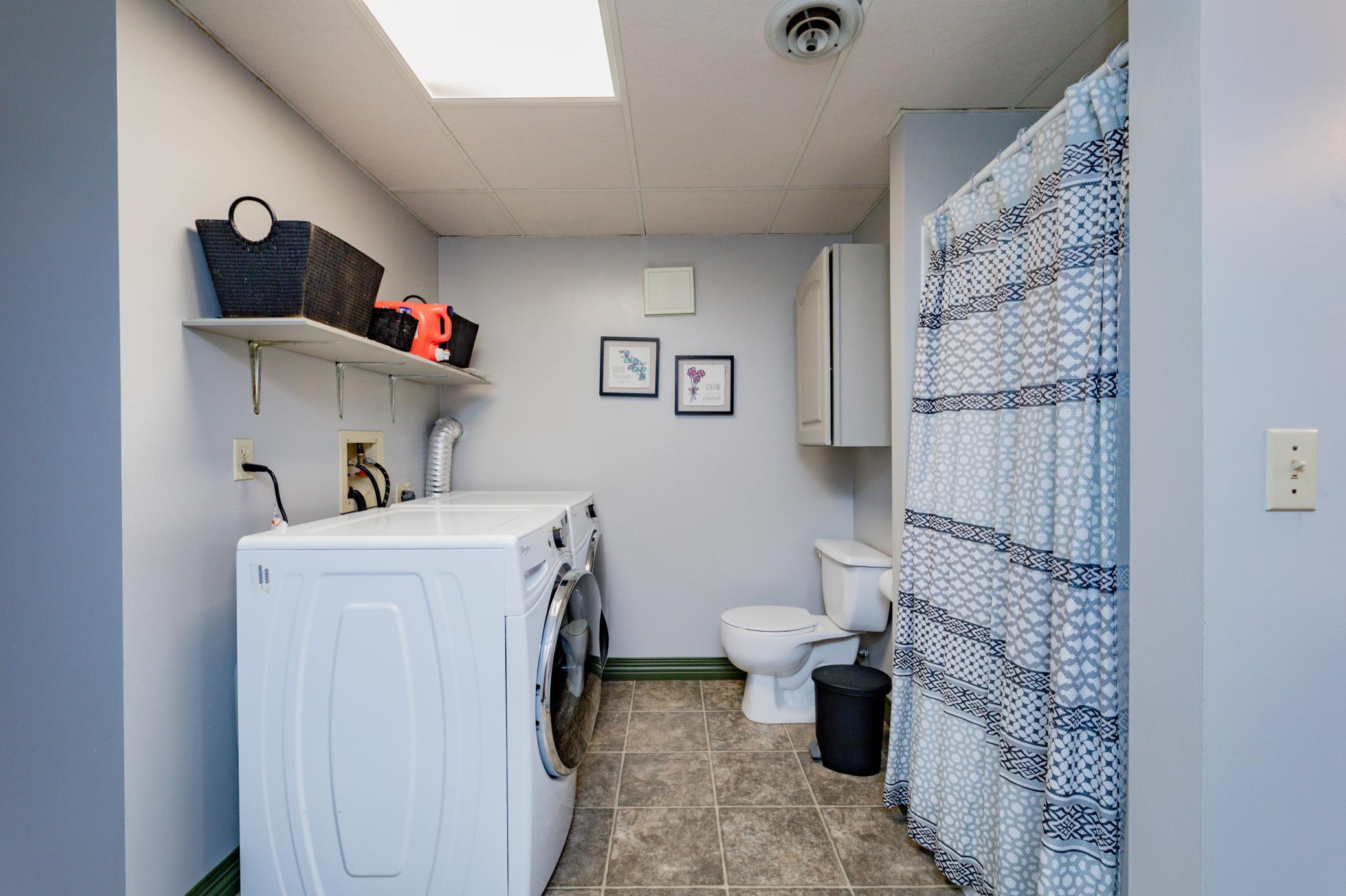 204 8th Avenue E Property Photo 54