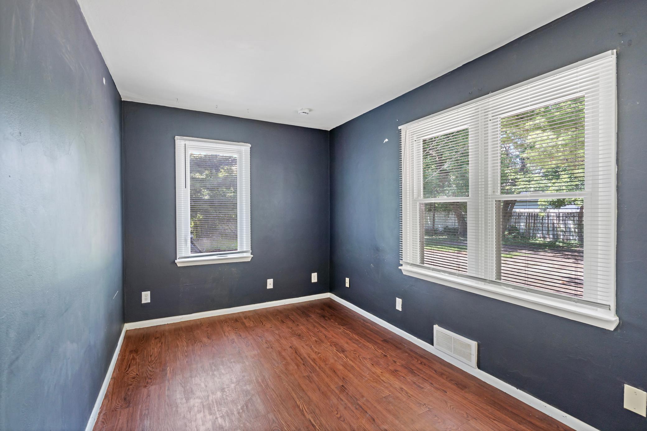 910 Wilson Avenue Property Photo 16