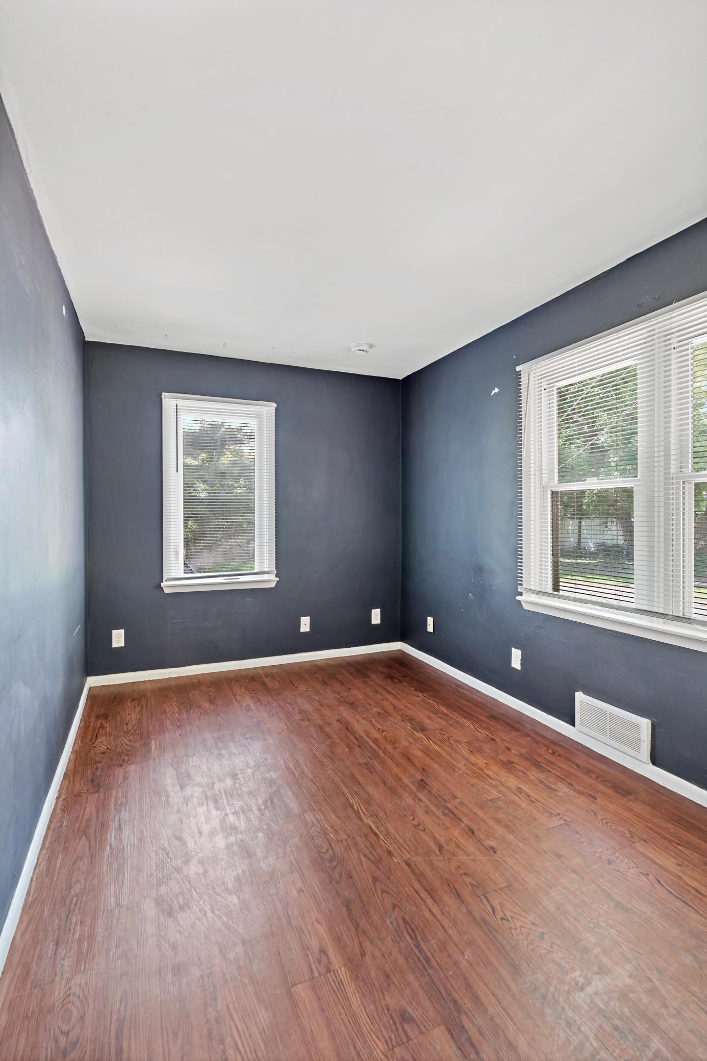 910 Wilson Avenue Property Photo 17