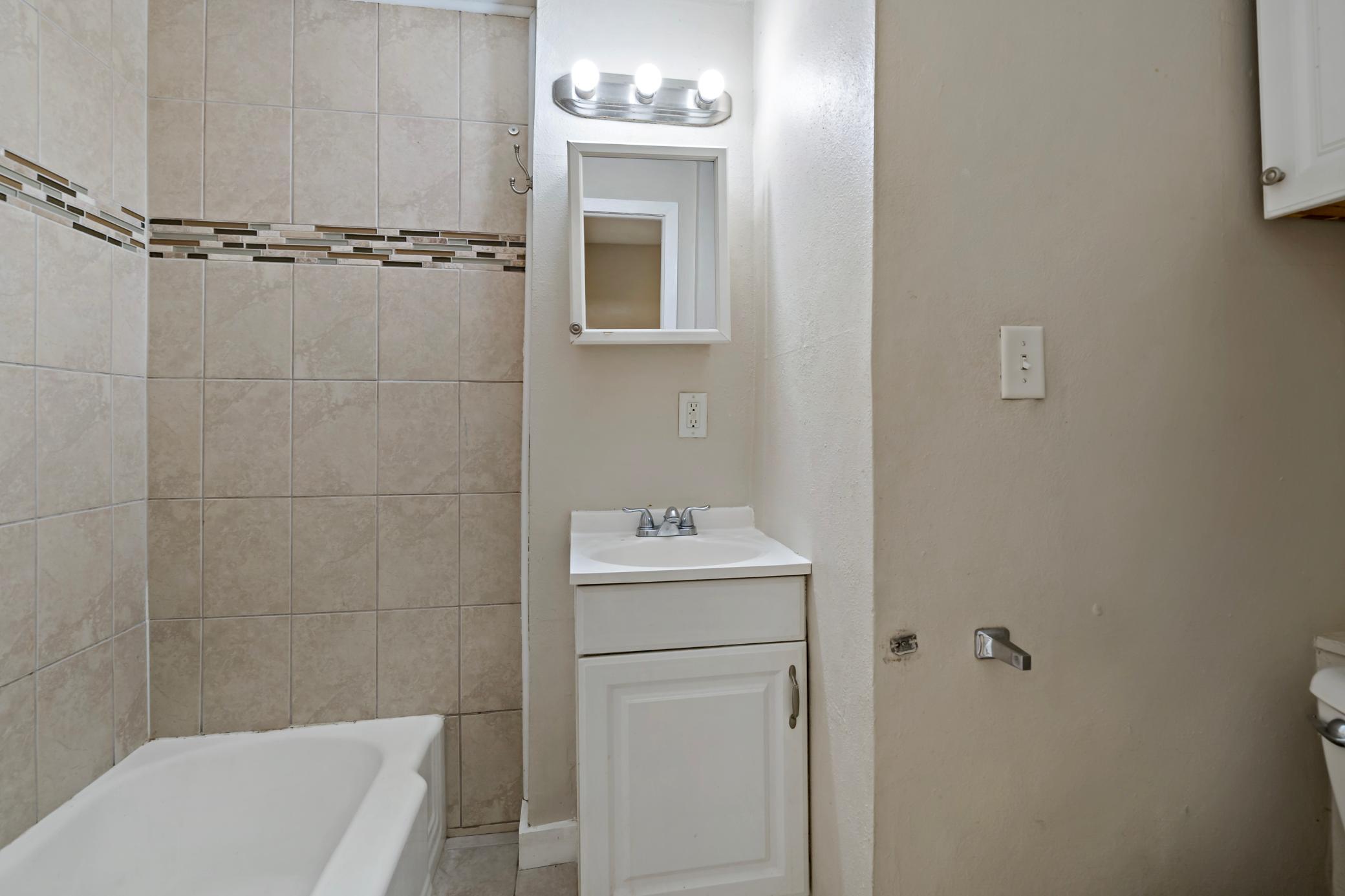 910 Wilson Avenue Property Photo 20