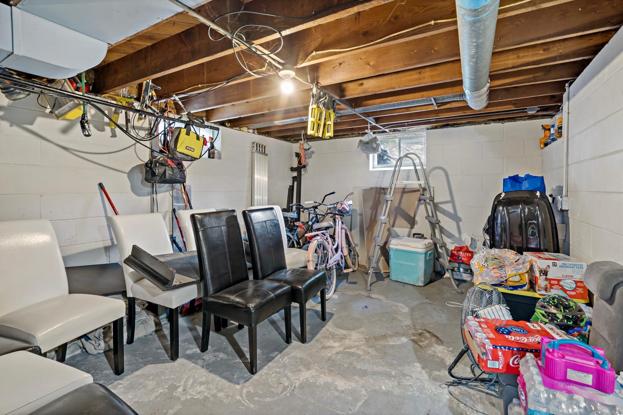 910 Wilson Avenue Property Photo 22
